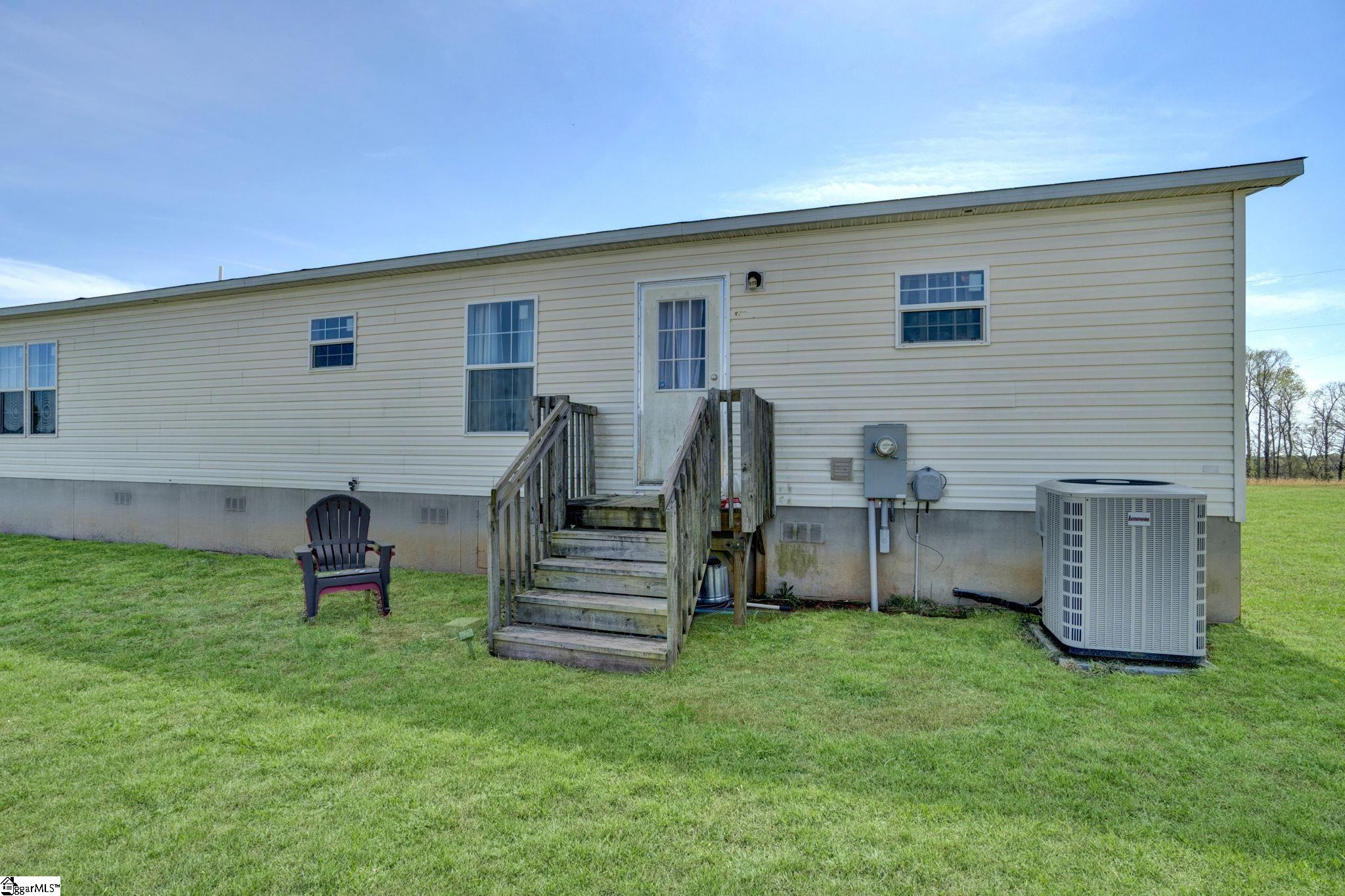 4600 Peachtree Road Chesnee, SC 29323