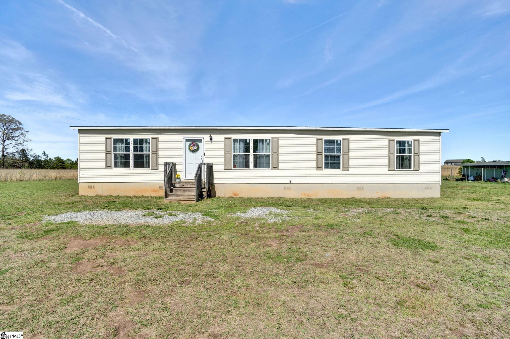 4600 Peachtree Road Chesnee, SC 29323