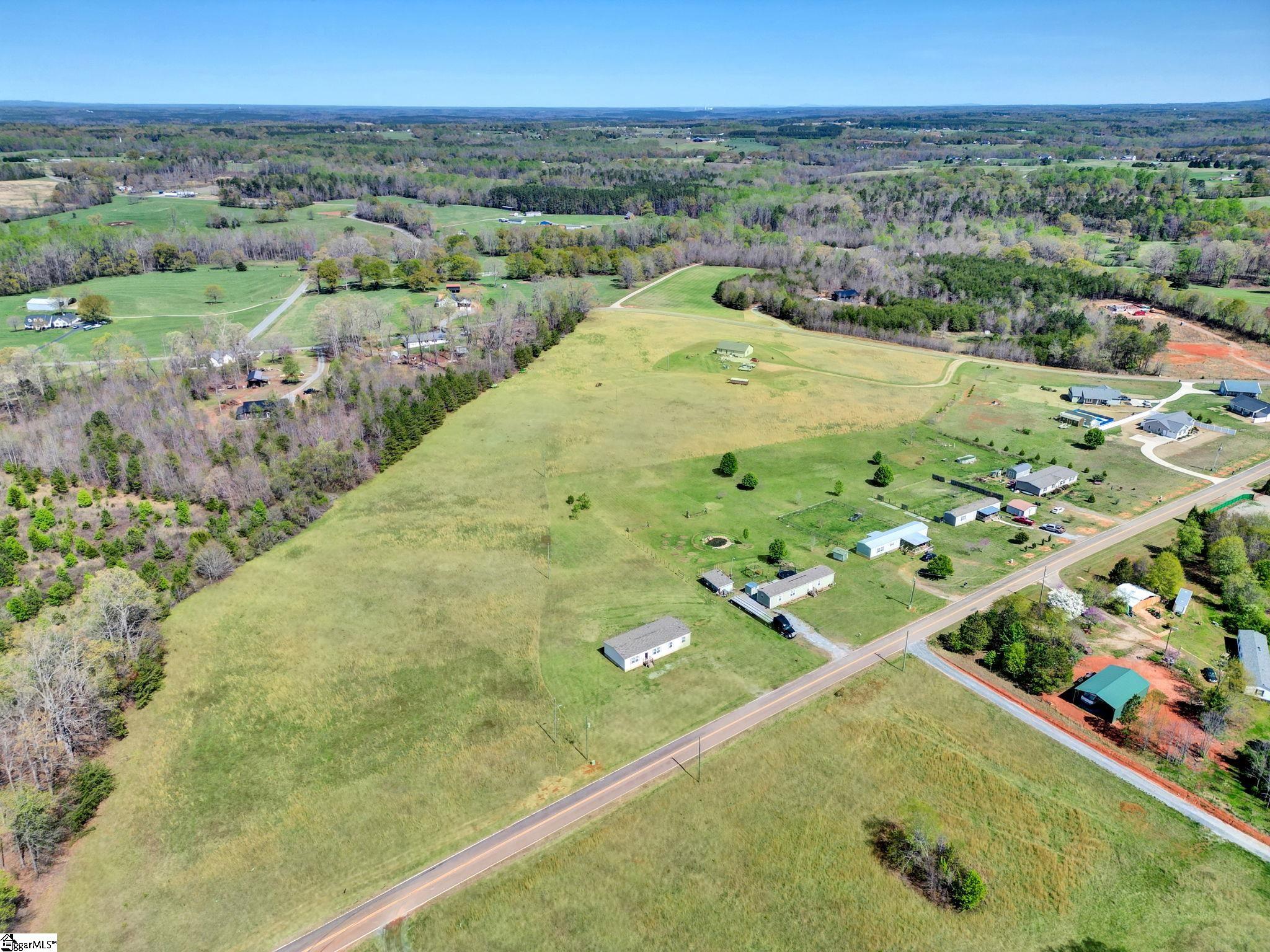 4600 Peachtree Road Chesnee, SC 29323