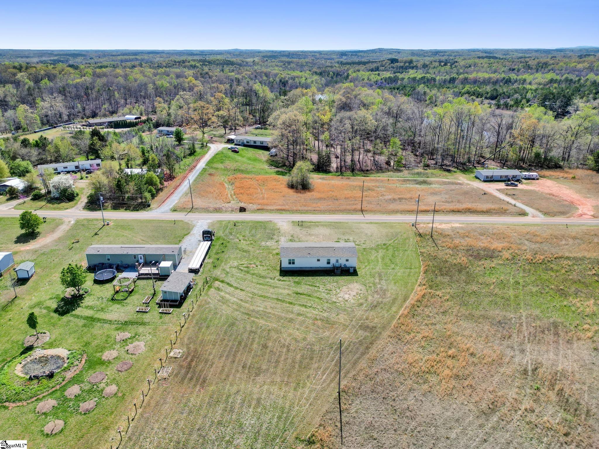 4600 Peachtree Road Chesnee, SC 29323