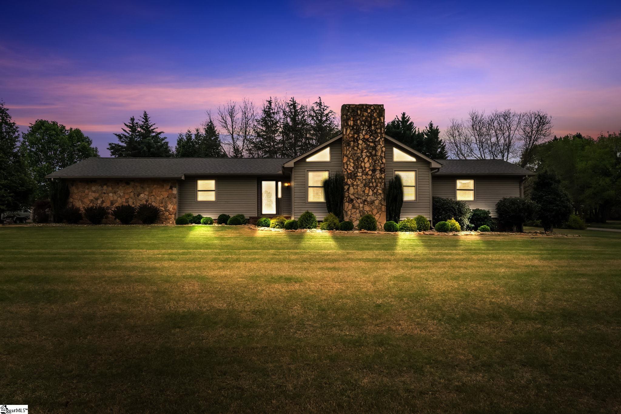 1500 Moorehead Place Pendelton, SC 29670