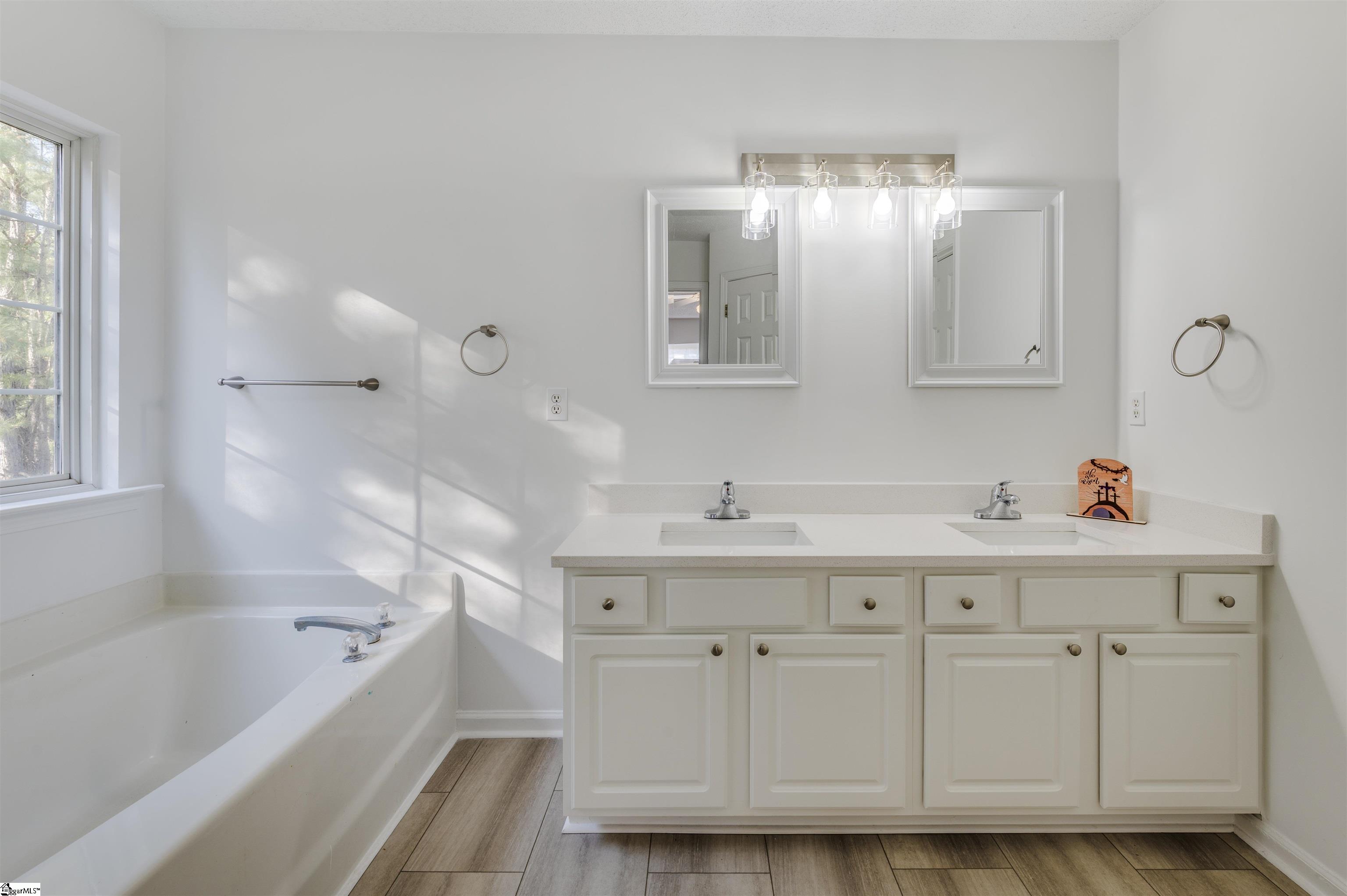 1 Marsh Creek Drive Mauldin, SC 29662