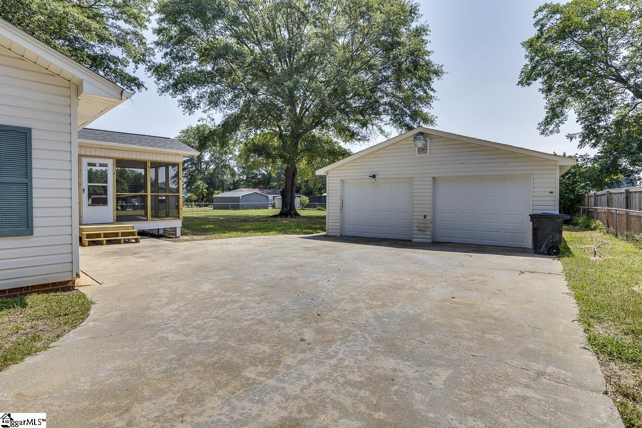 141 Breazeale Drive Williamston, SC 29697