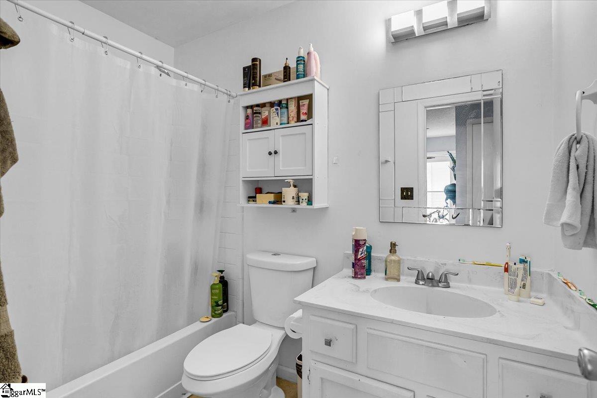 107 Belford Road Mauldin, SC 29662