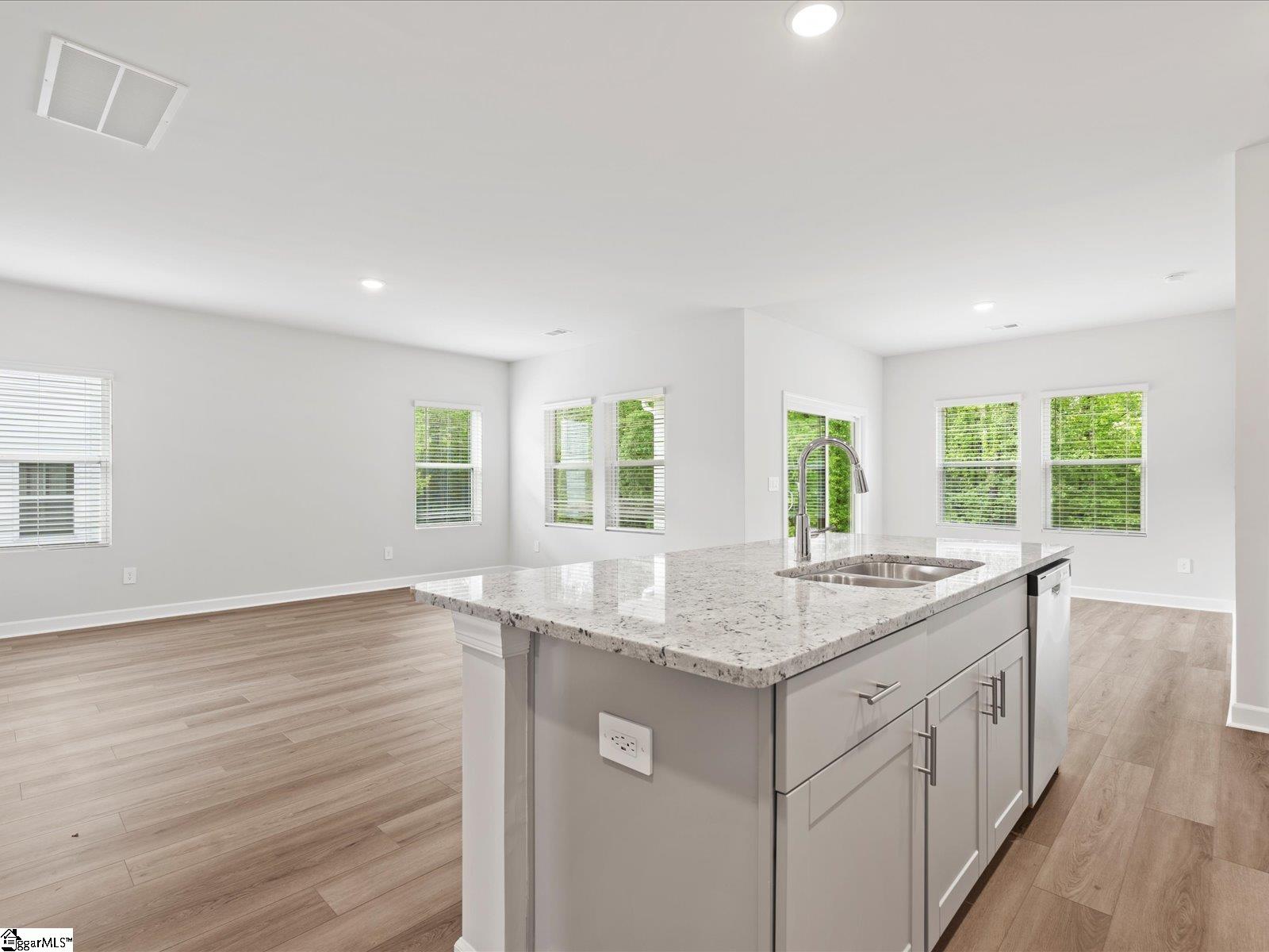 207 Merriweather Way Spartanburg, SC 29306