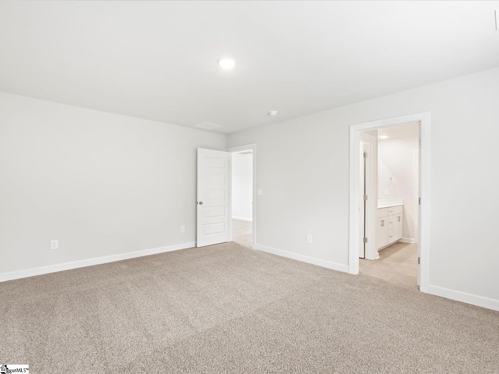 215 Merriweather Way Spartanburg, SC 29306