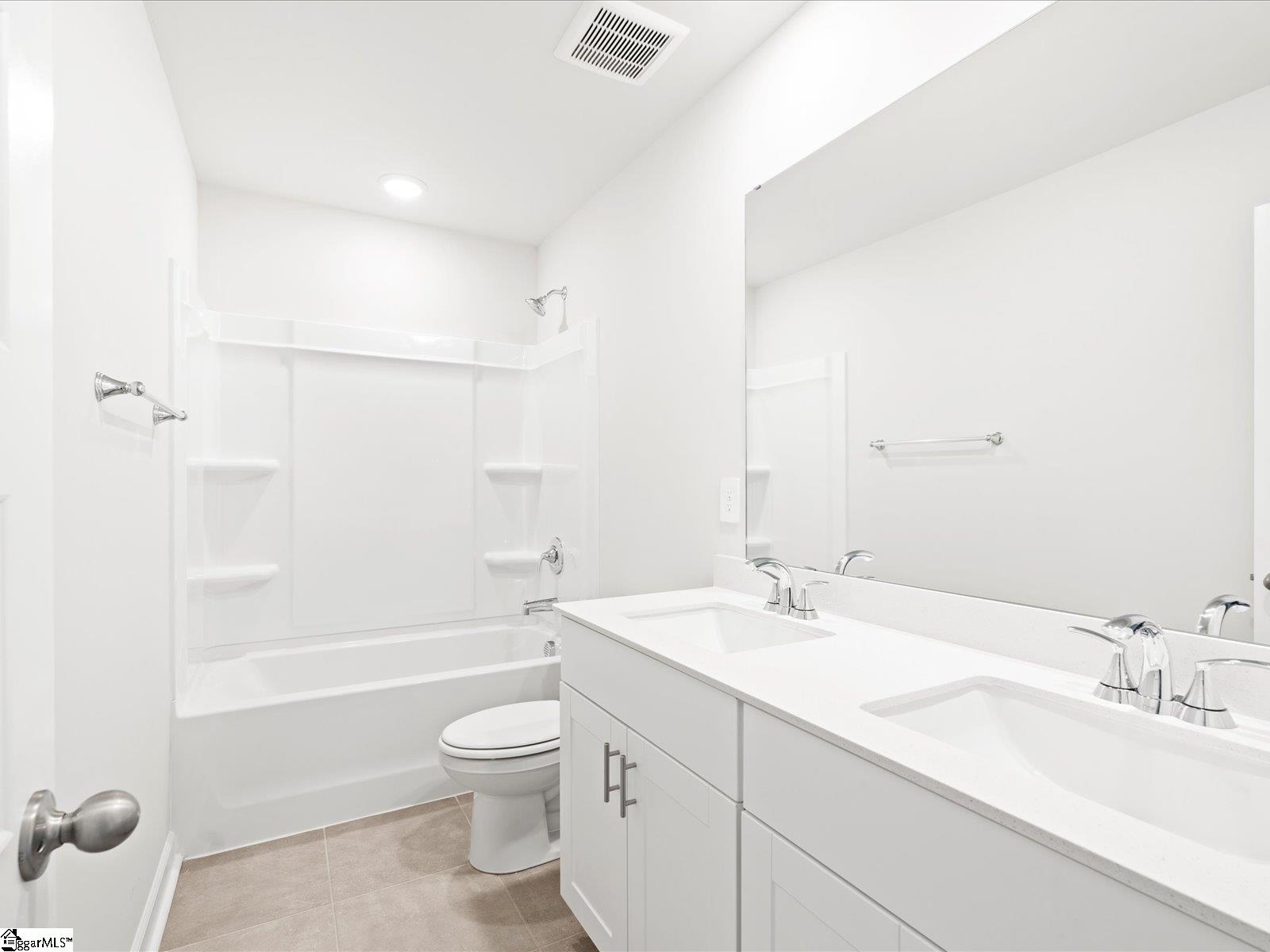 215 Merriweather Way Spartanburg, SC 29306