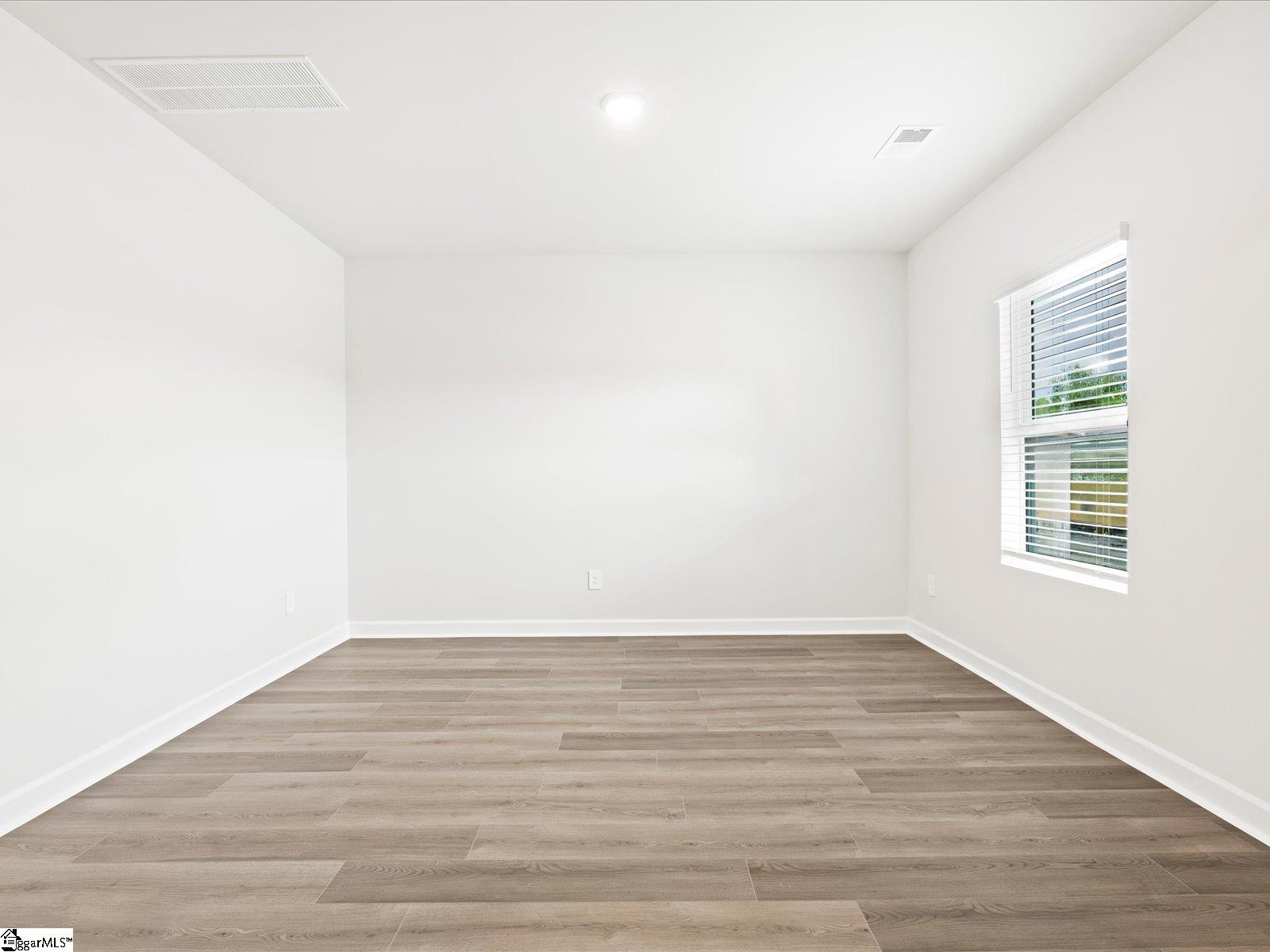 215 Merriweather Way Spartanburg, SC 29306