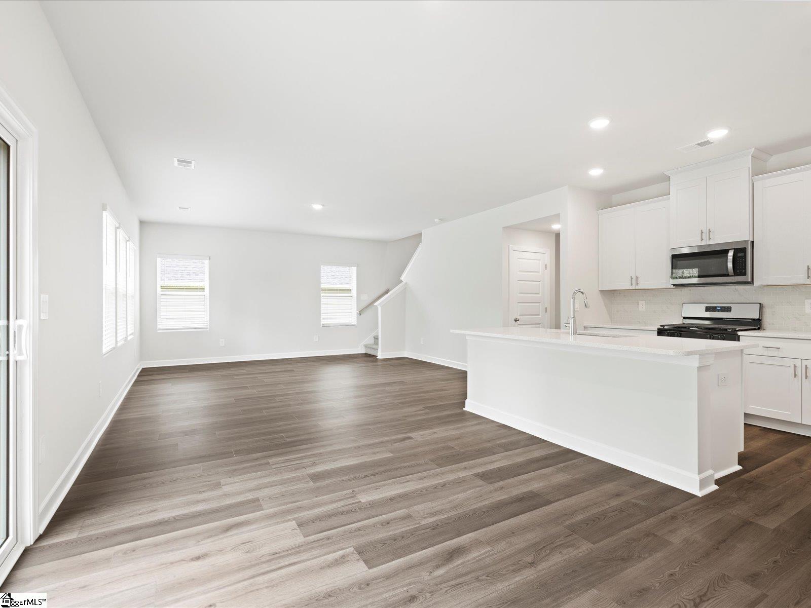 215 Merriweather Way Spartanburg, SC 29306