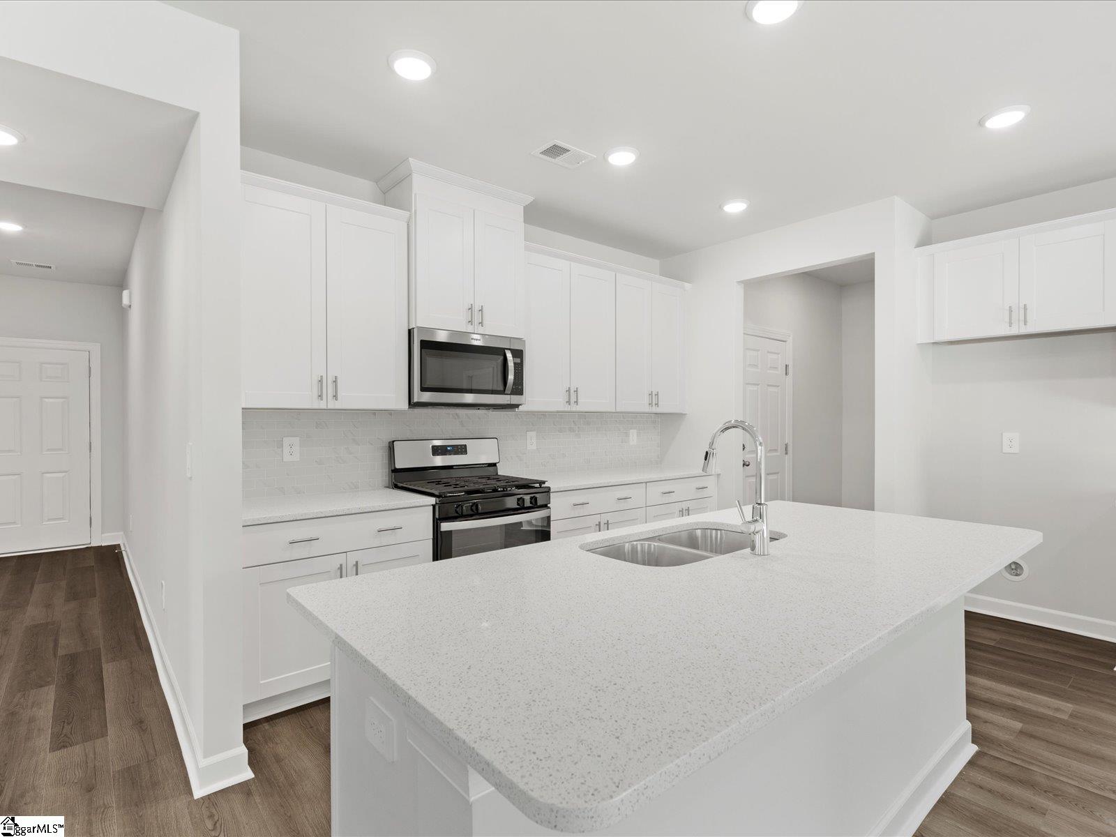 215 Merriweather Way Spartanburg, SC 29306