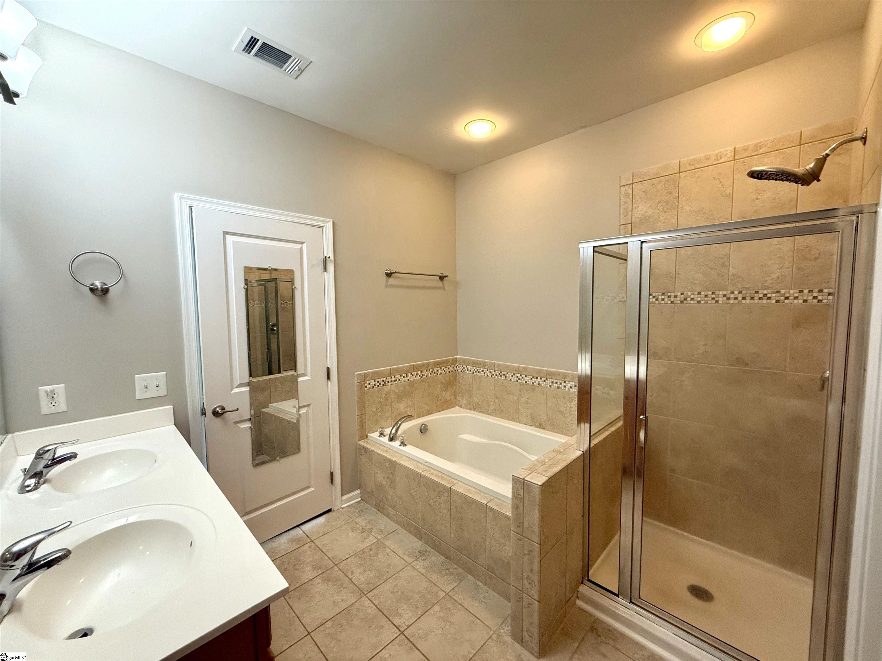 5 Fairchild Way Greenville, SC 29607