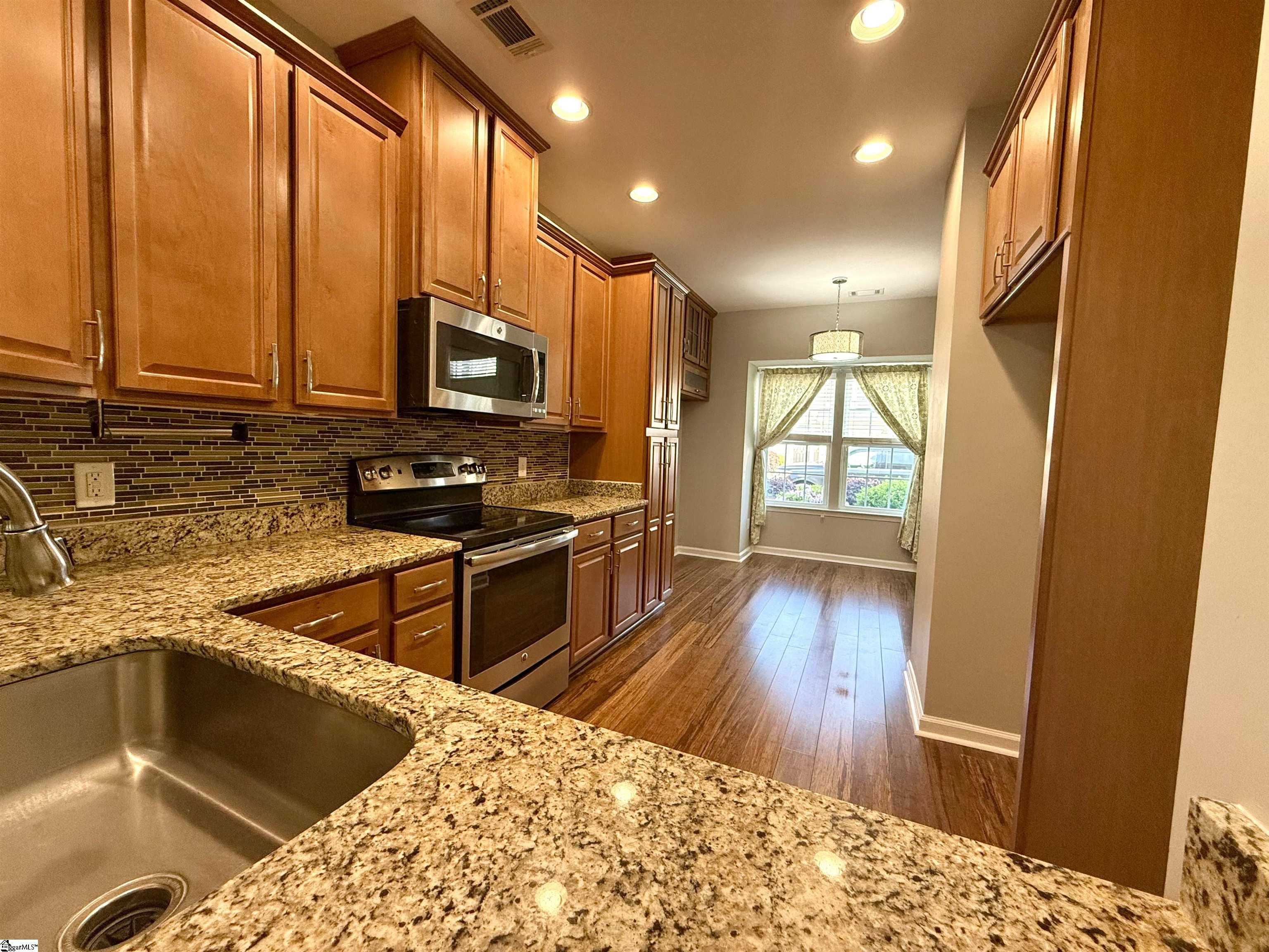 5 Fairchild Way Greenville, SC 29607