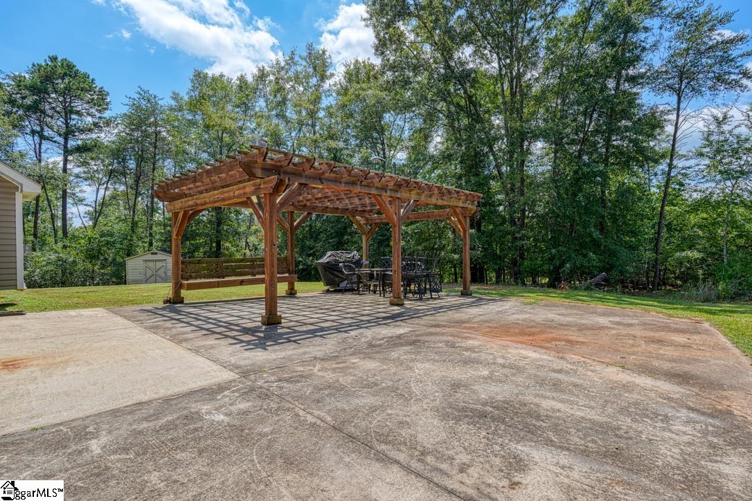 561 Ross Hill Road Gaffney, SC 29341