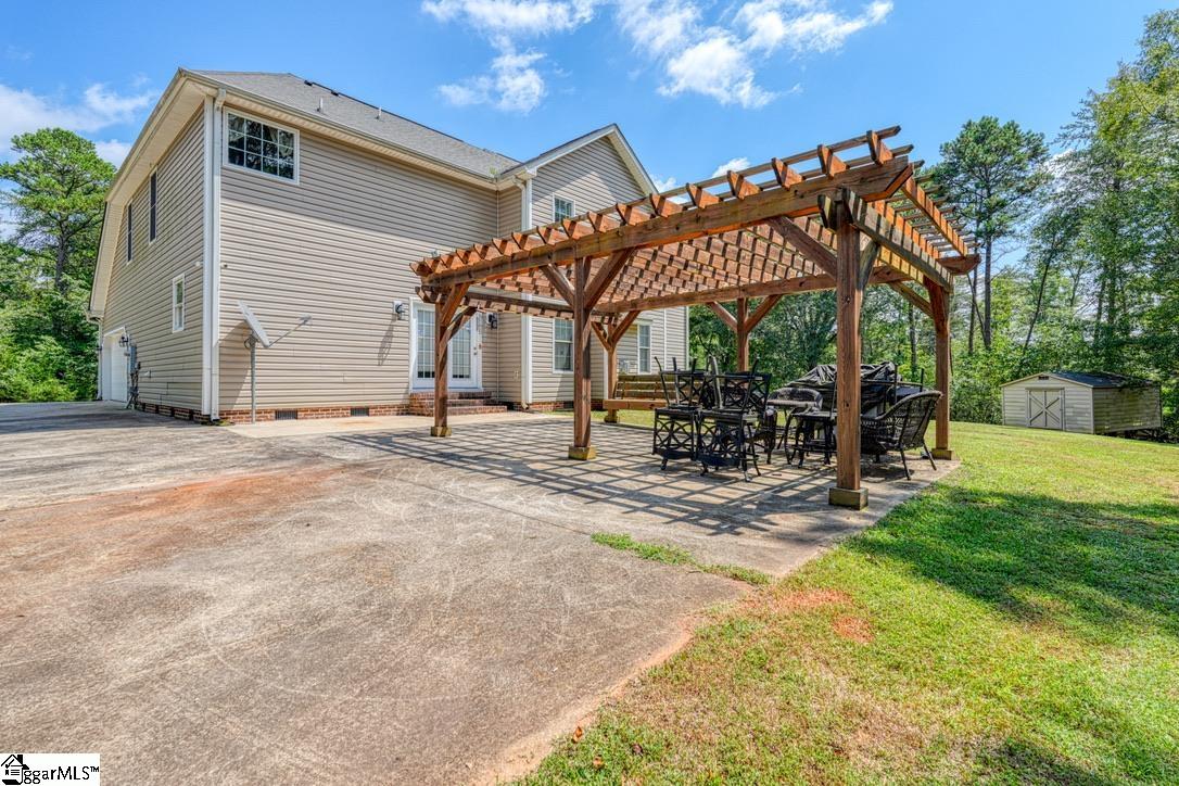 561 Ross Hill Road Gaffney, SC 29341