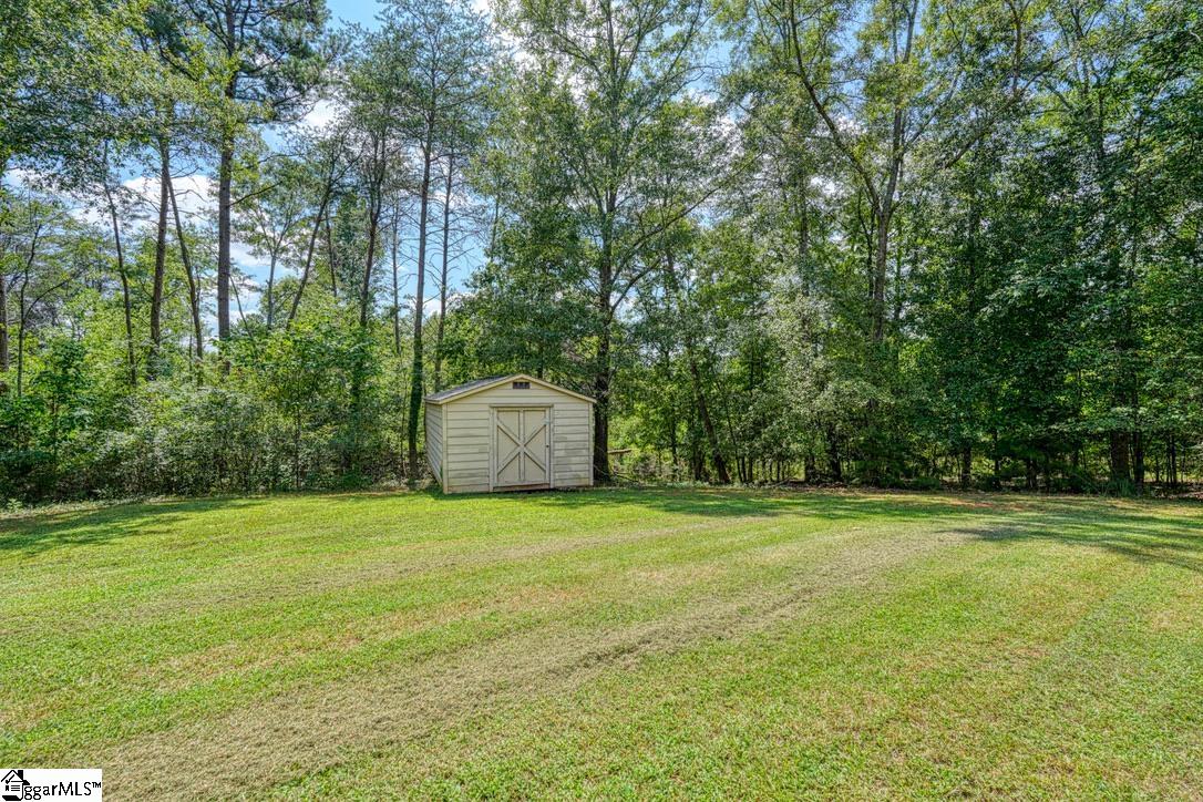 561 Ross Hill Road Gaffney, SC 29341