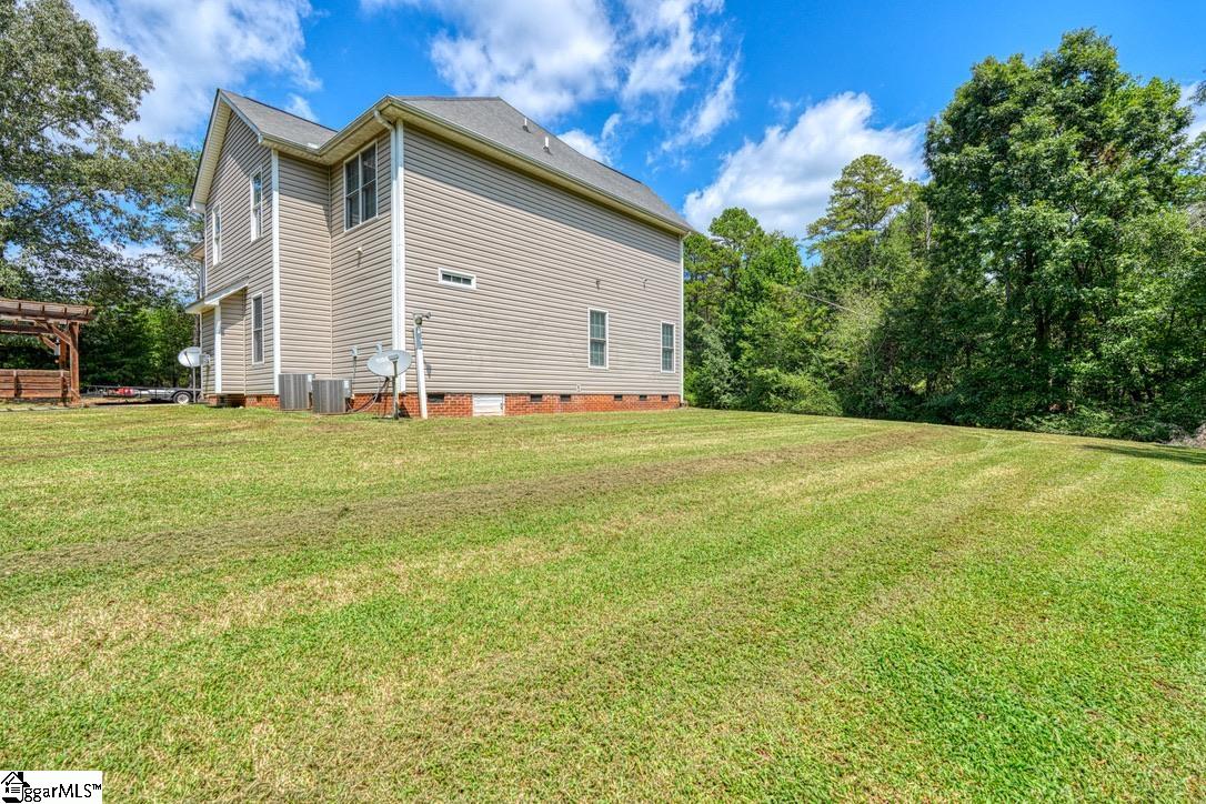 561 Ross Hill Road Gaffney, SC 29341