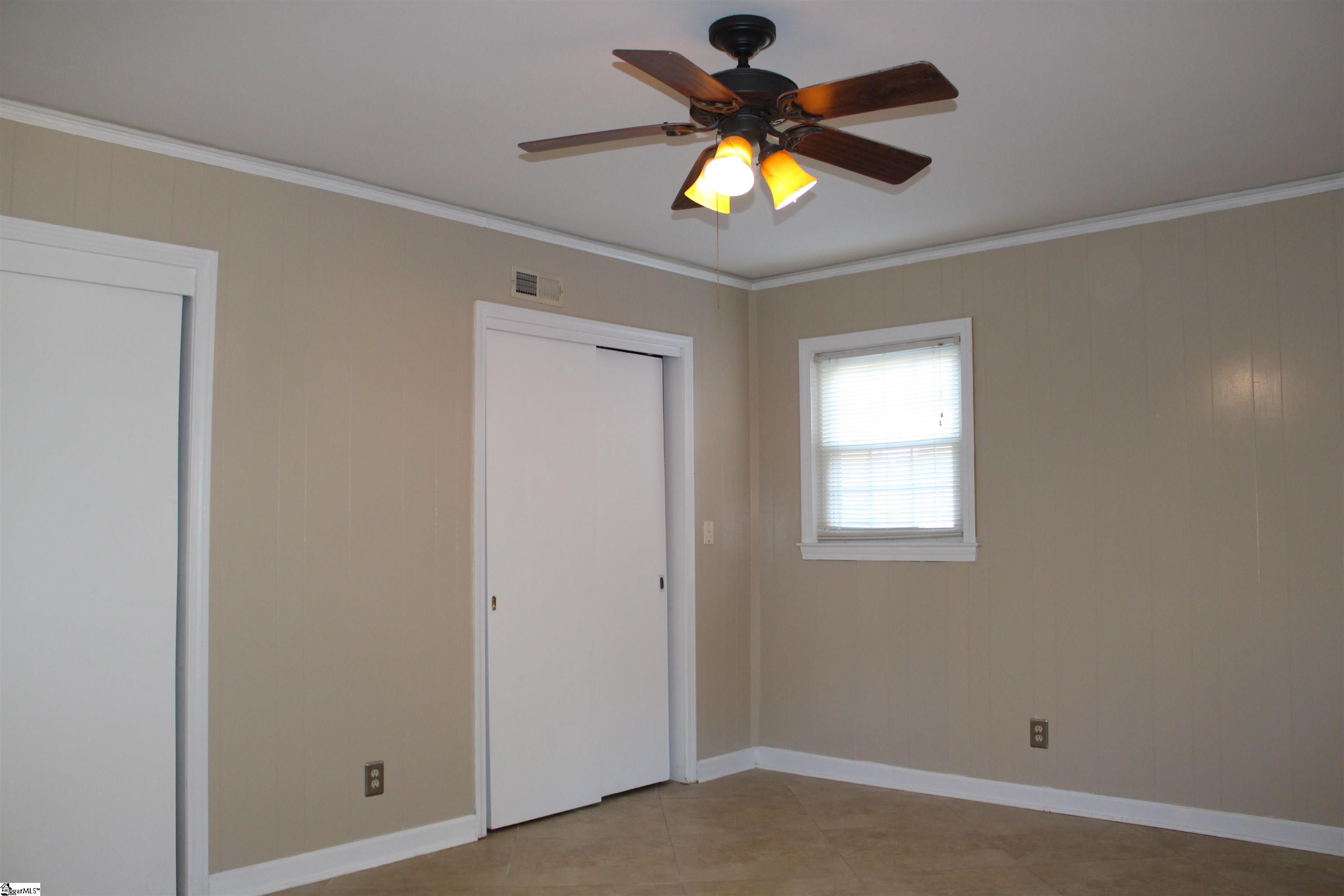 427 Fairhaven Drive Taylors, SC 29687