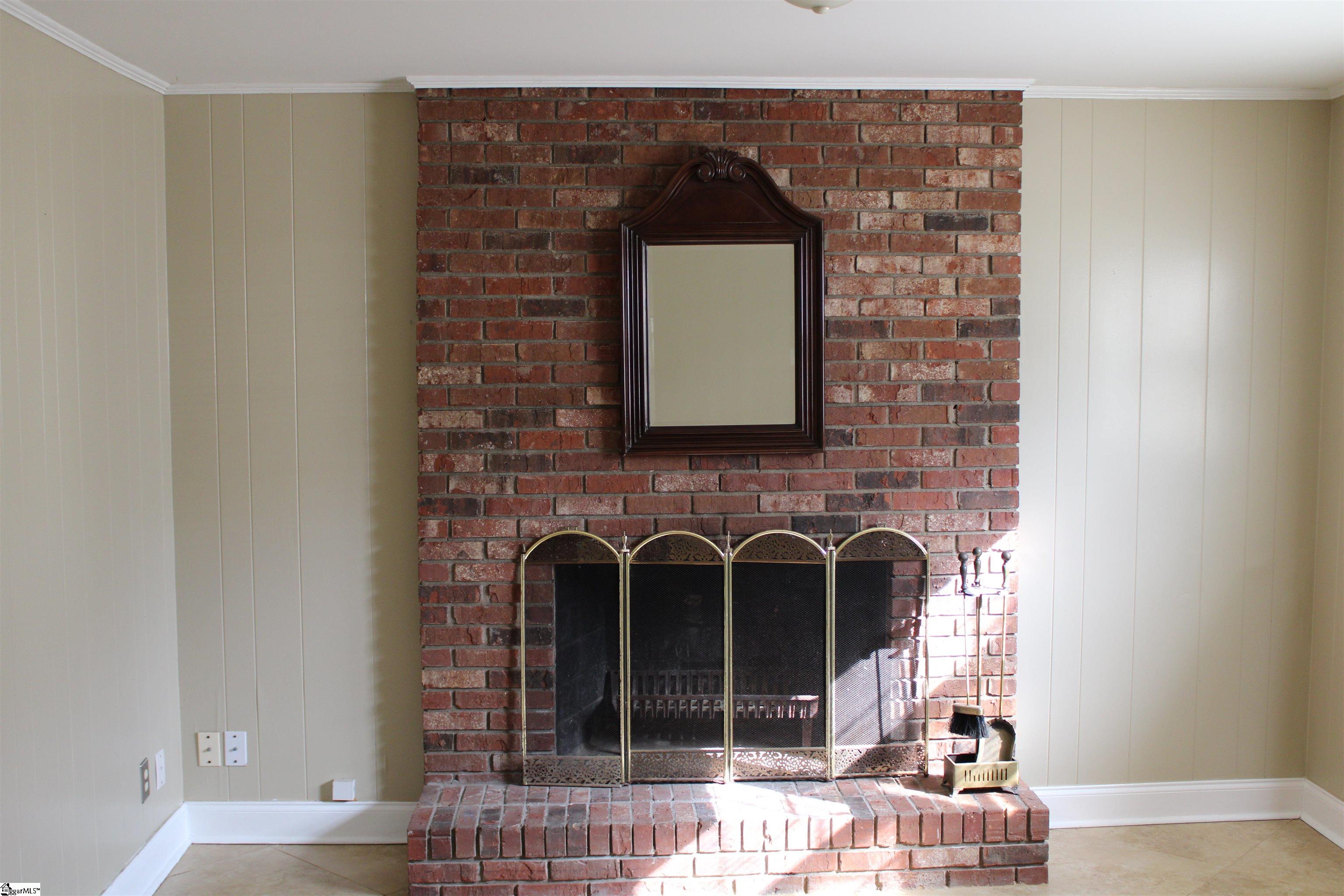 427 Fairhaven Drive Taylors, SC 29687