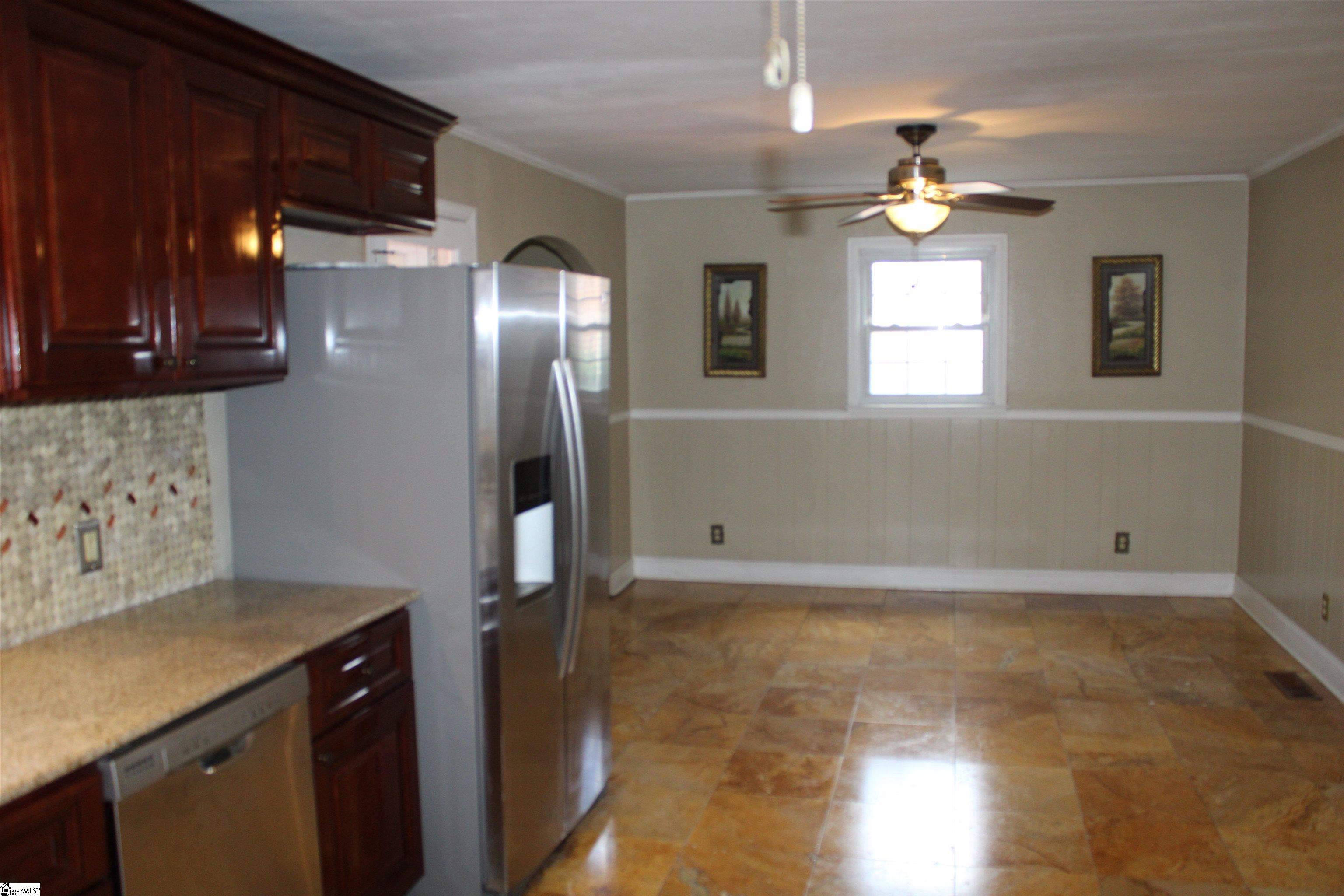 427 Fairhaven Drive Taylors, SC 29687