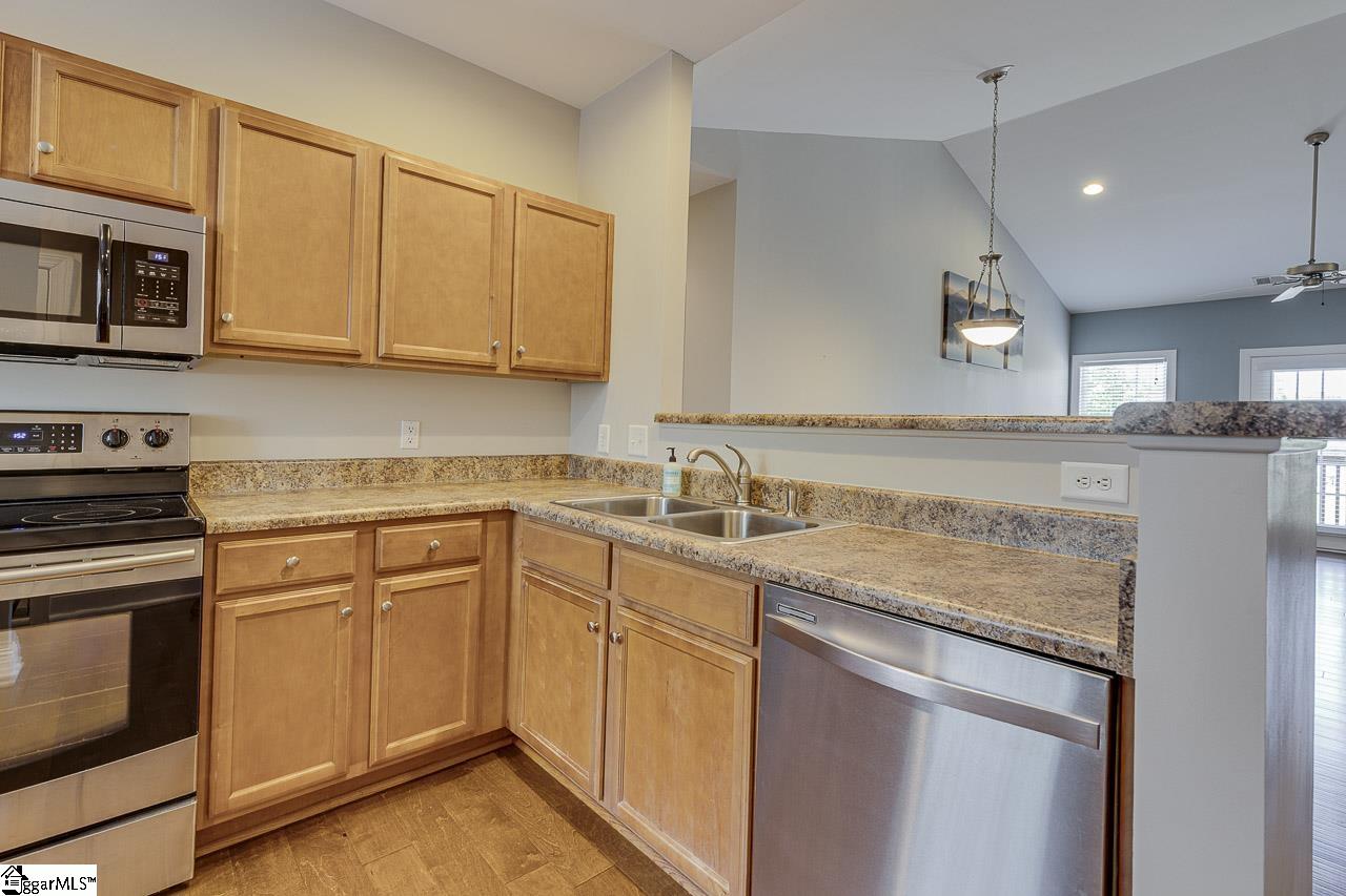 334 Easterlin Way Greenville, SC 29607