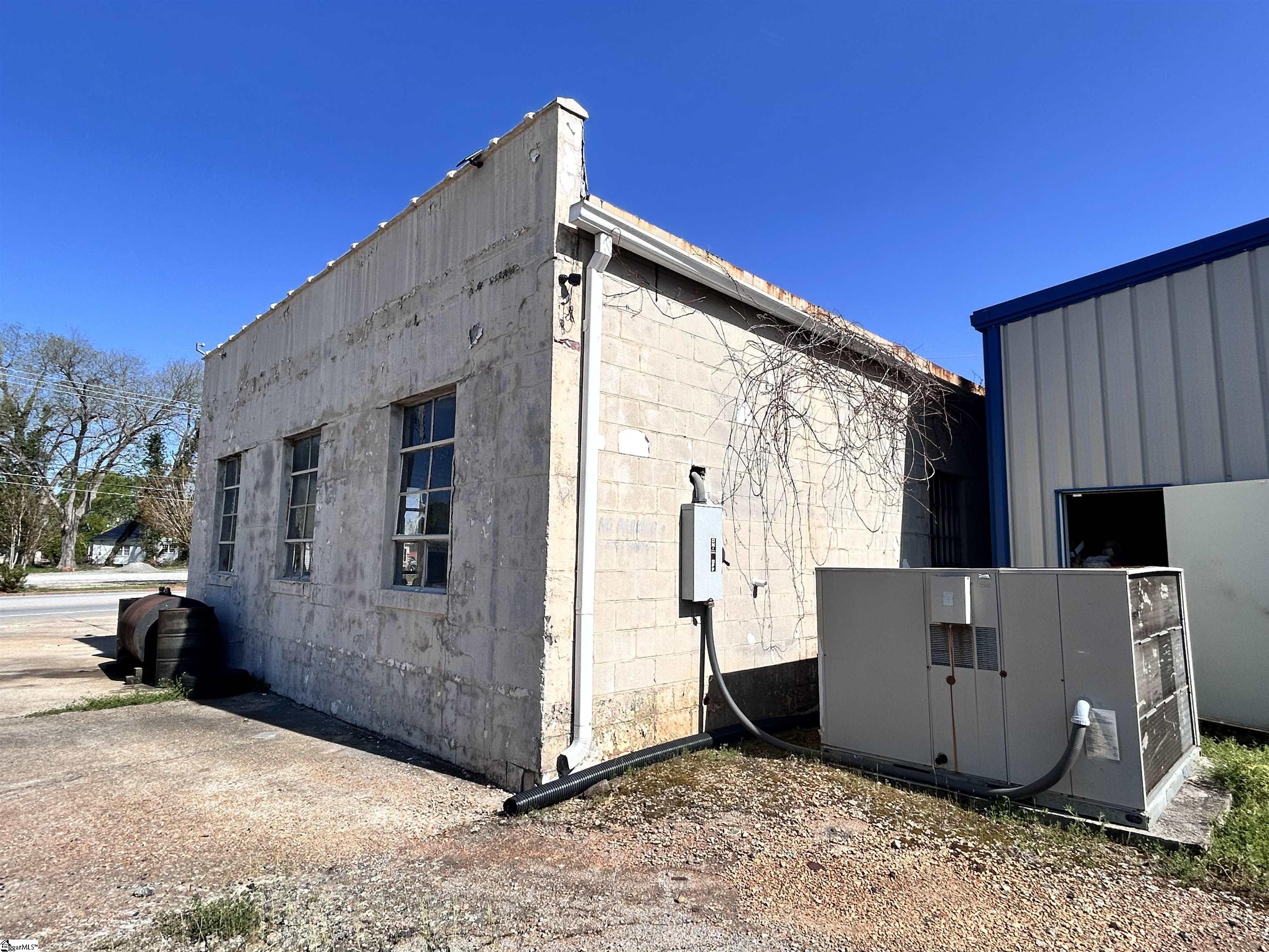 Homes for sale in Laurens, SC | 322 N Harper St, Laurens, SC 29360 | MLS# 1553714