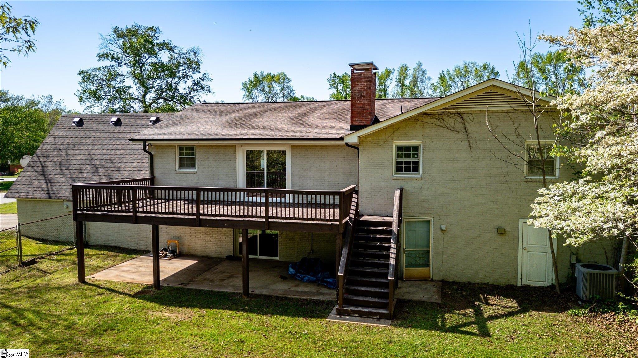 11 Eastcliffe Way Greenville, SC 29611