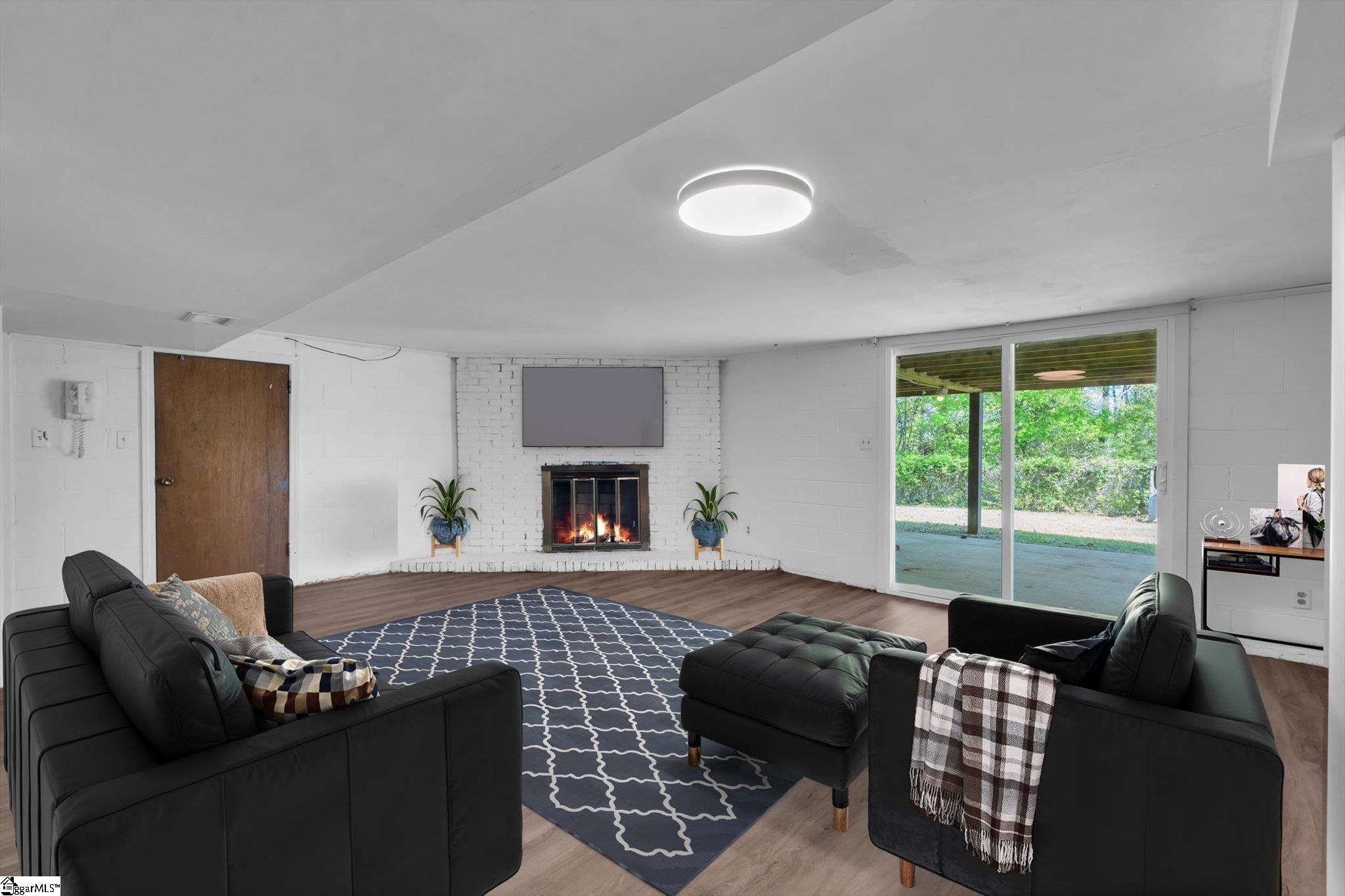 11 Eastcliffe Way Greenville, SC 29611