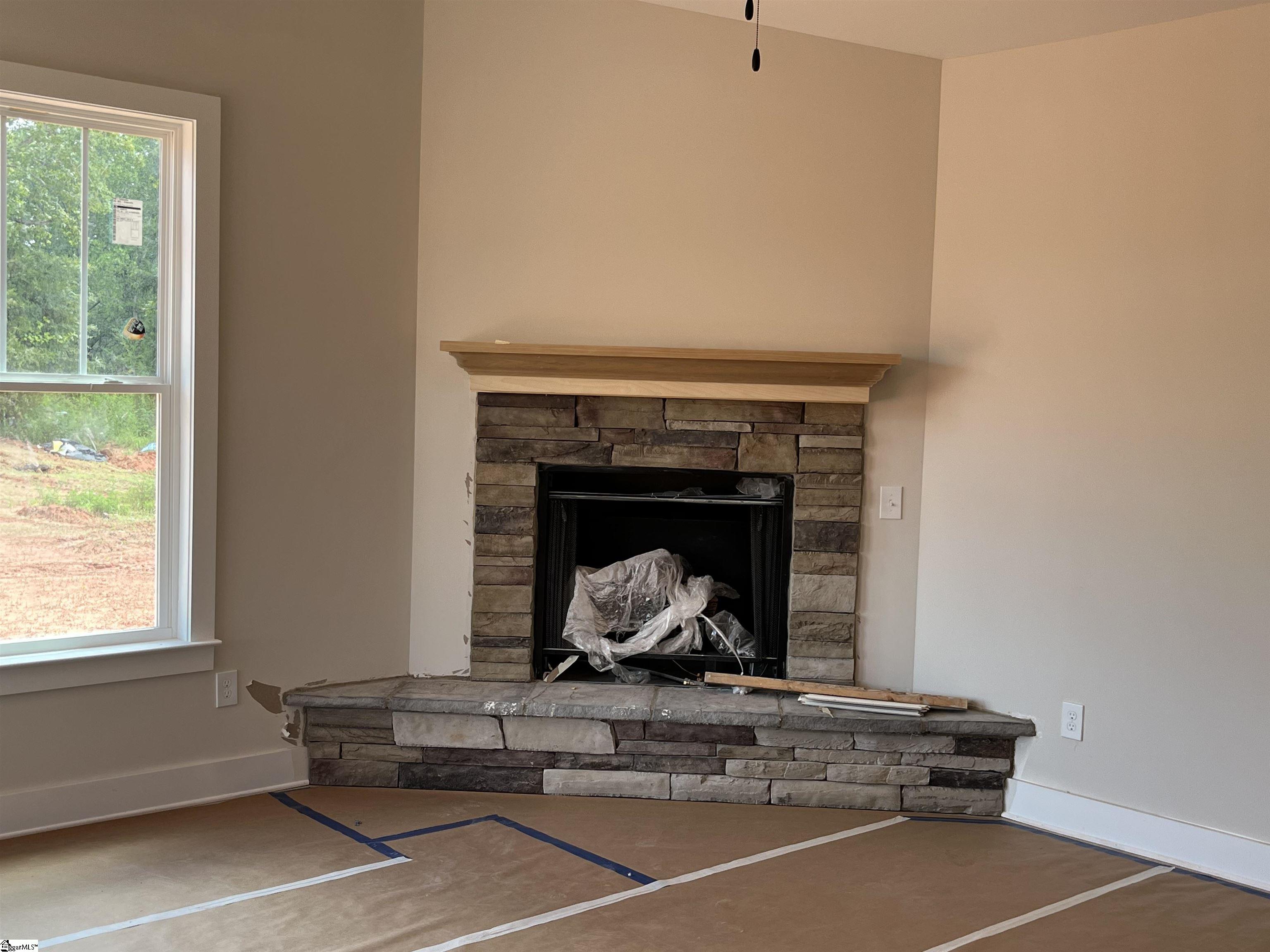 563 Winstone Trail Woodruff, SC 29388