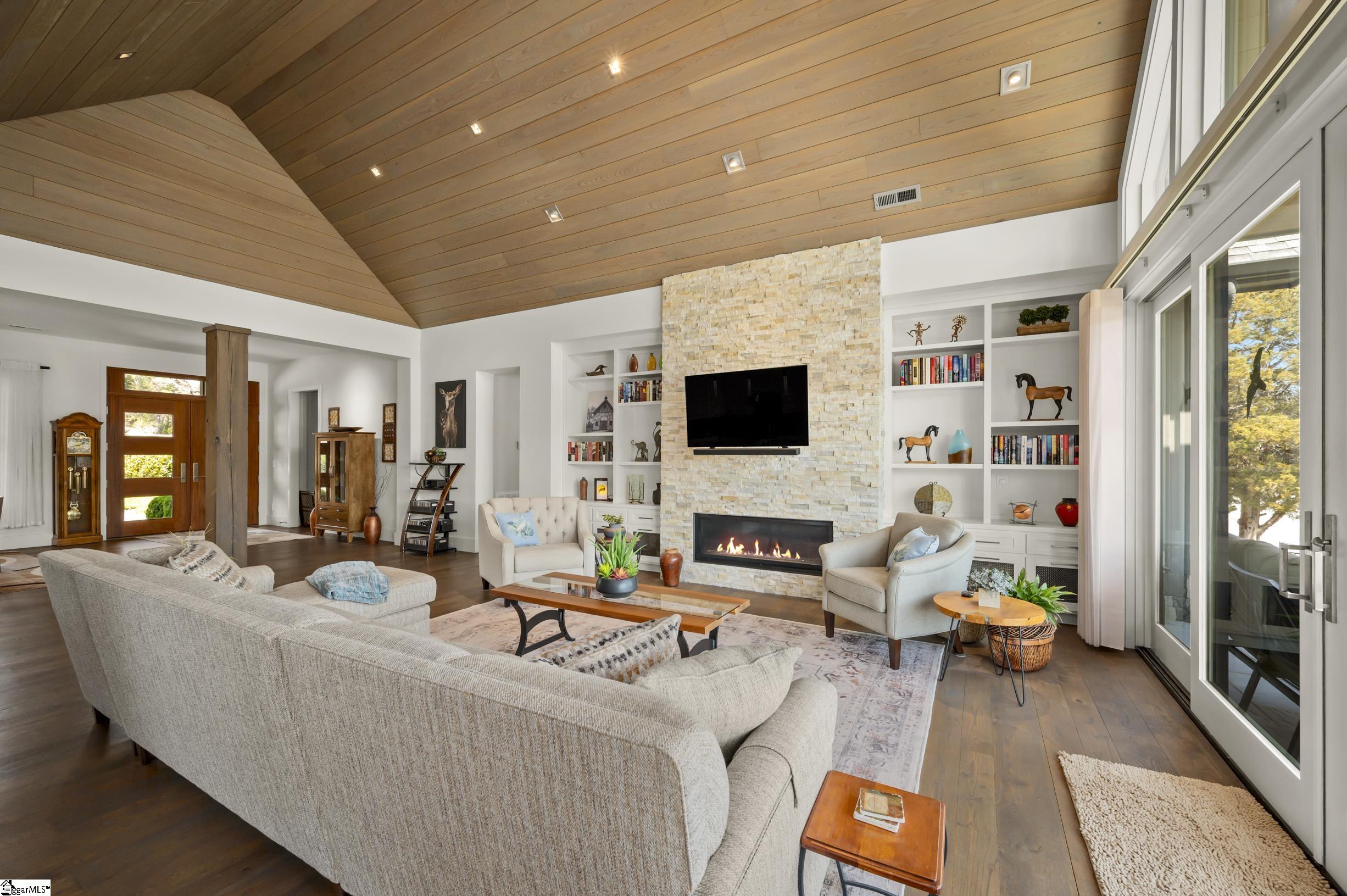 984 Mapleton Lane Columbus, NC 28722-0138