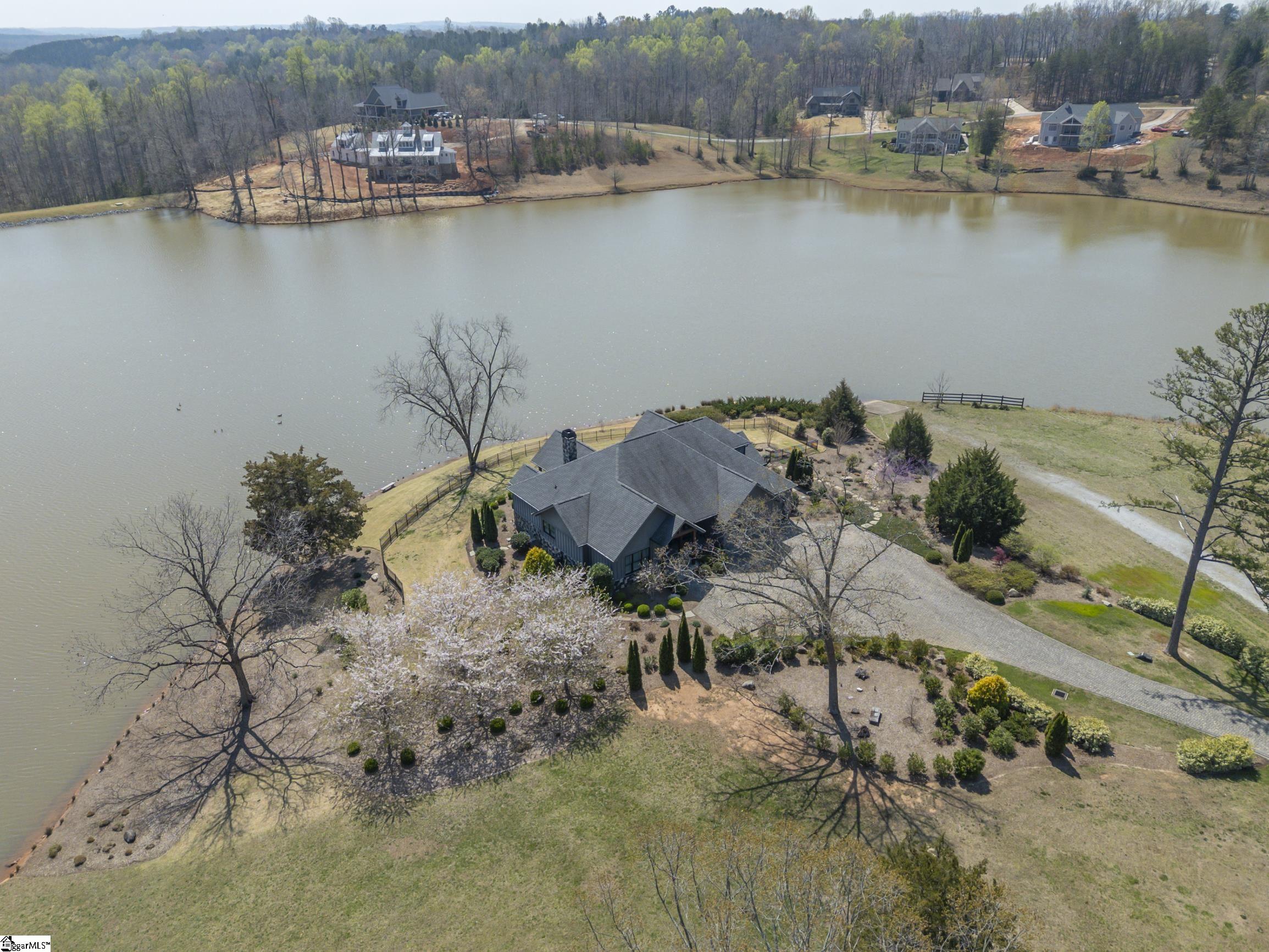984 Mapleton Lane Columbus, NC 28722-0138