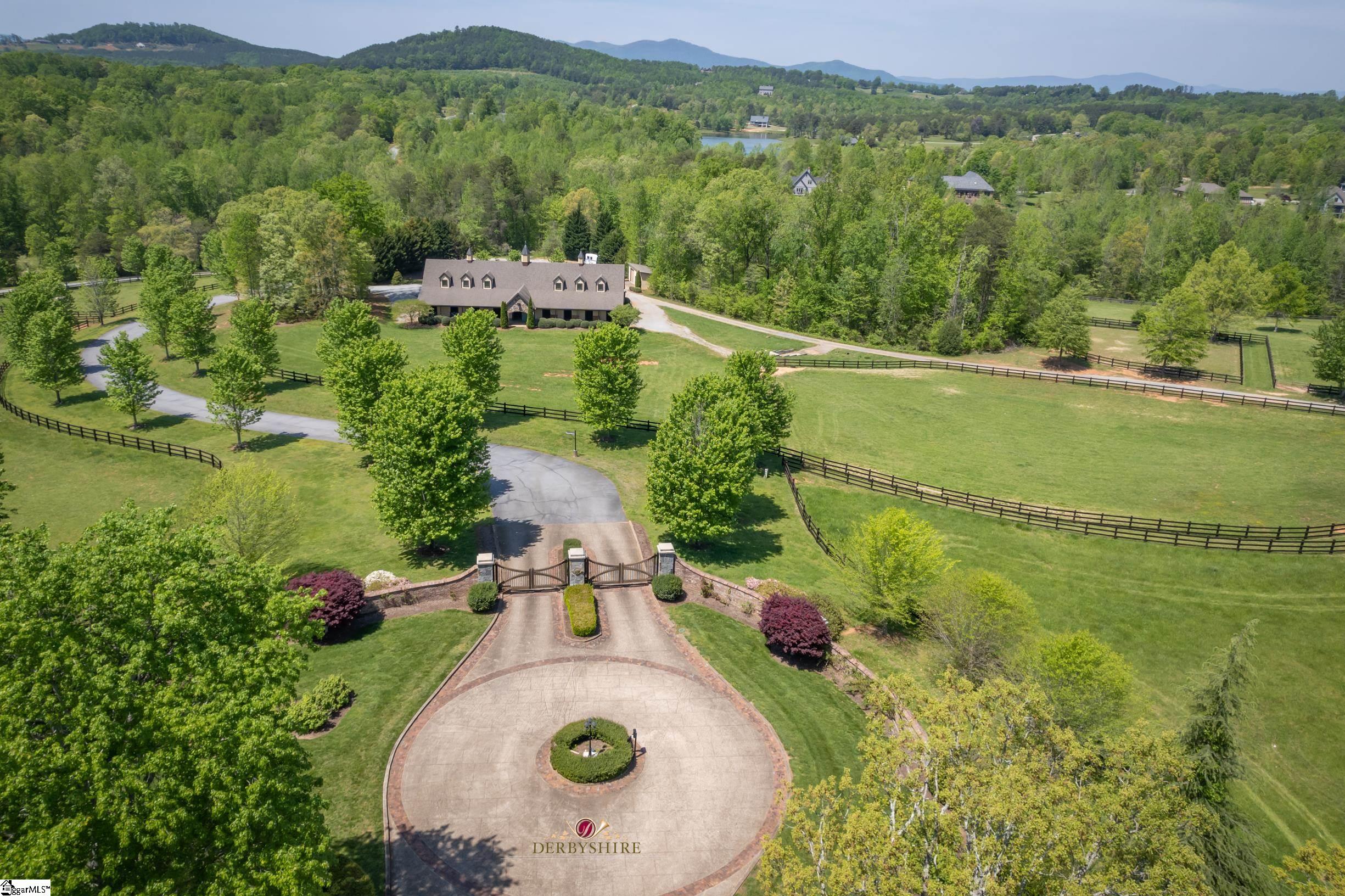 984 Mapleton Lane Columbus, NC 28722-0138