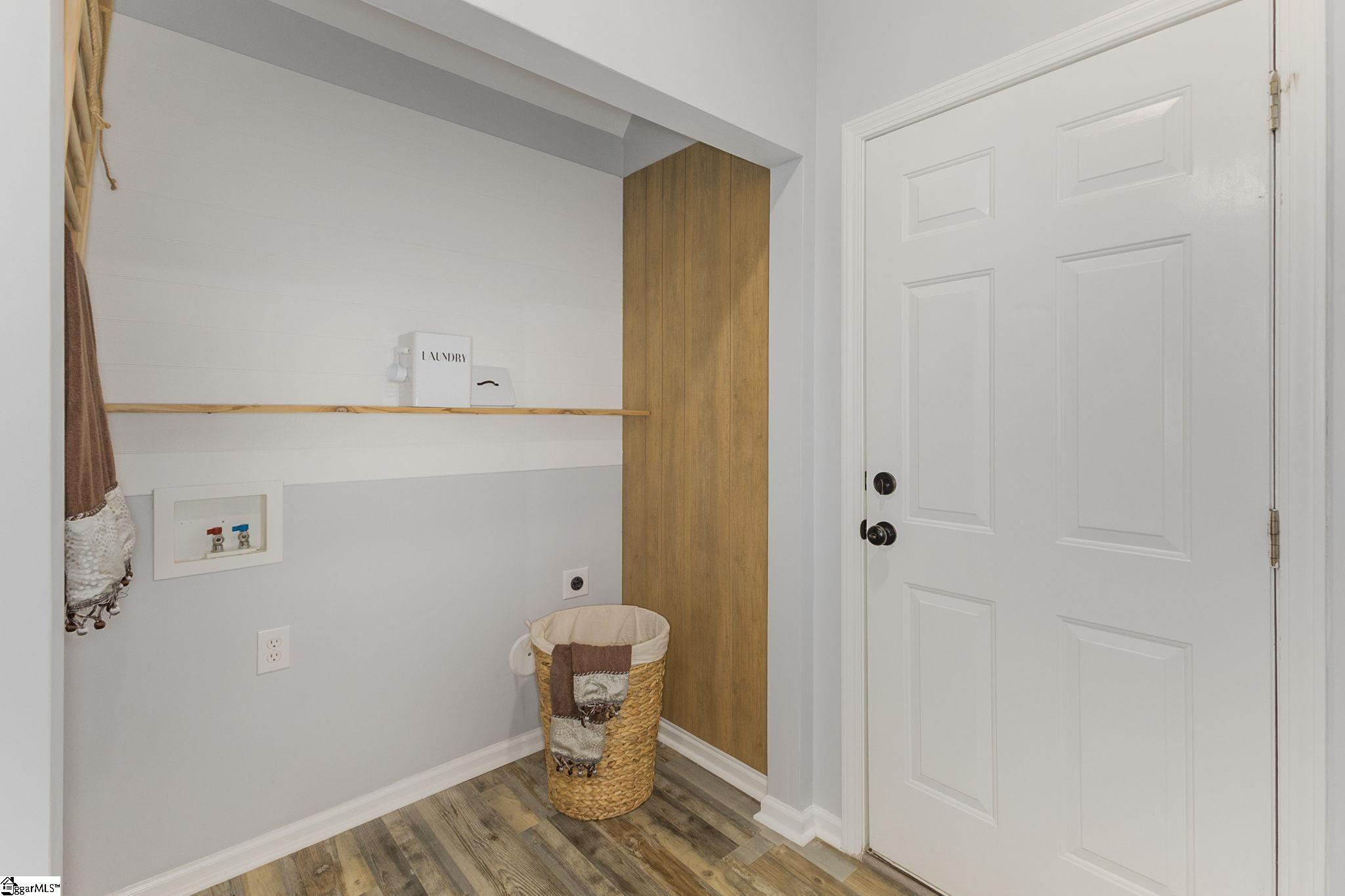 101 Pin Oak Court Easley, SC 29642