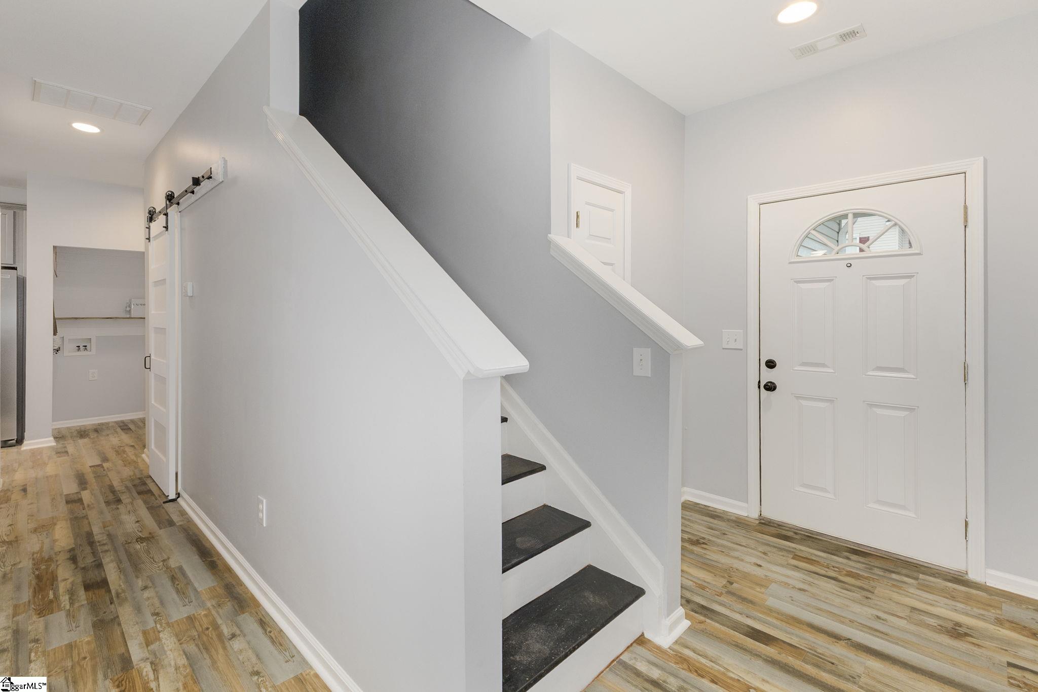 101 Pin Oak Court Easley, SC 29642