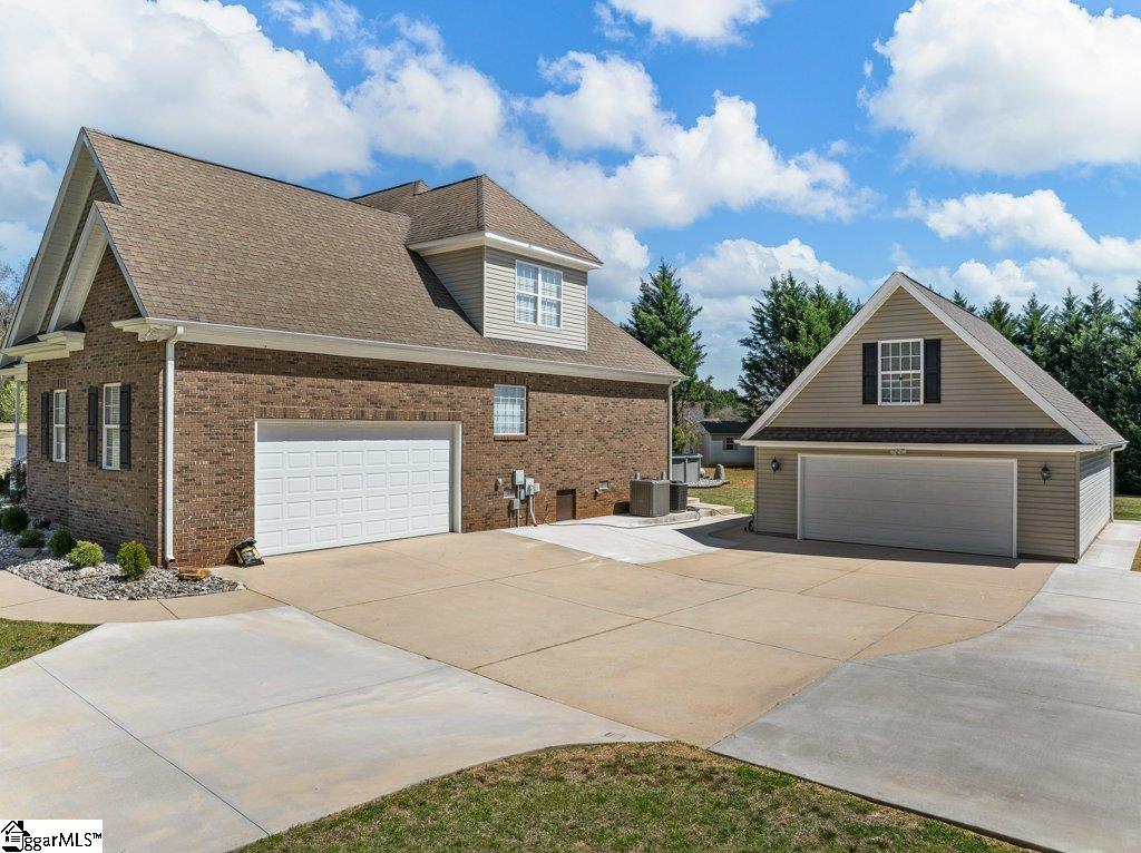 196 Crow Road Inman, SC 29349