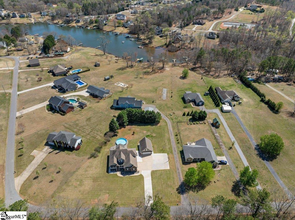 196 Crow Road Inman, SC 29349