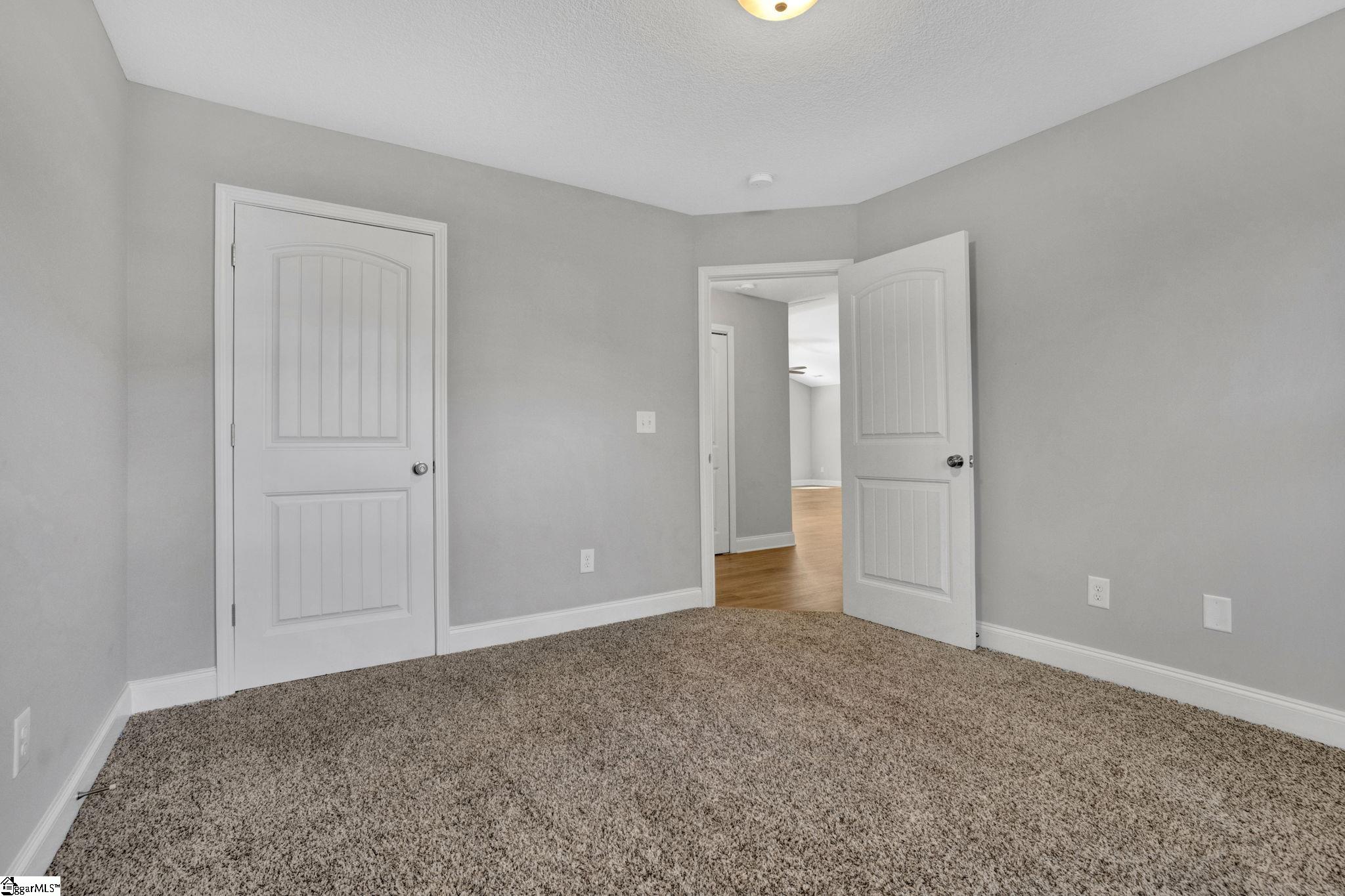 9 Willow Pines Court Spartanburg, SC 29303