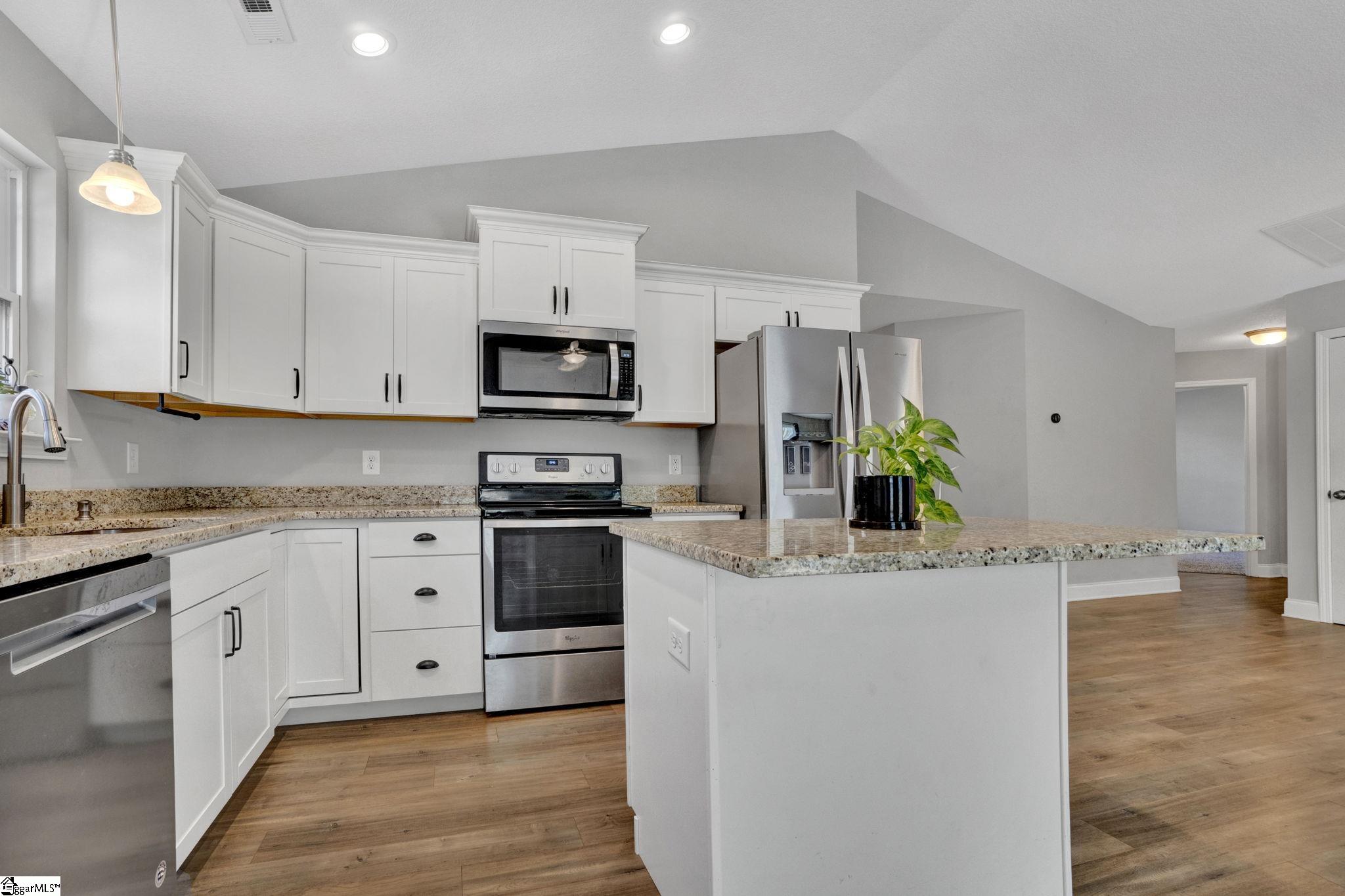 9 Willow Pines Court Spartanburg, SC 29303