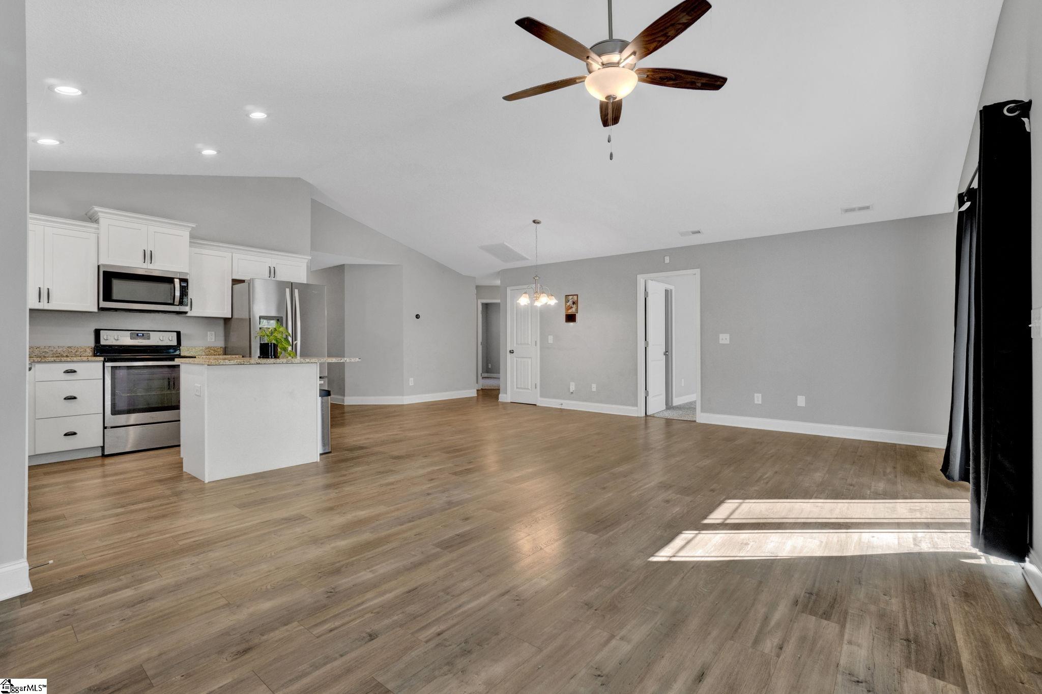 9 Willow Pines Court Spartanburg, SC 29303