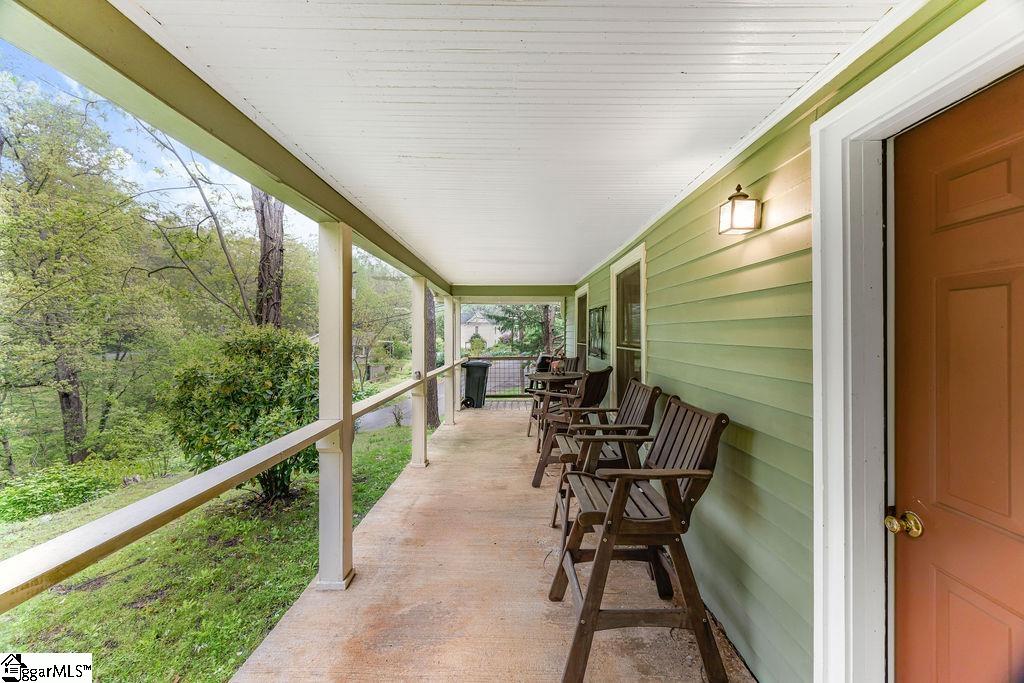 51 Embury Street Tryon, NC 28782