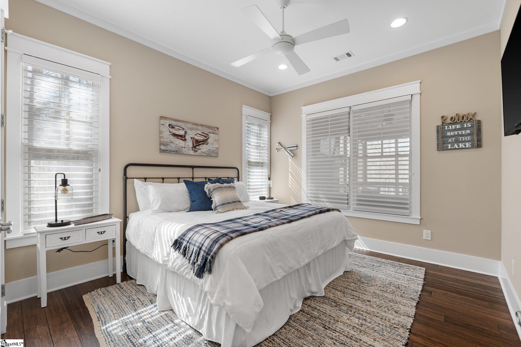 114 Peninsula Court Sunset, SC 29685