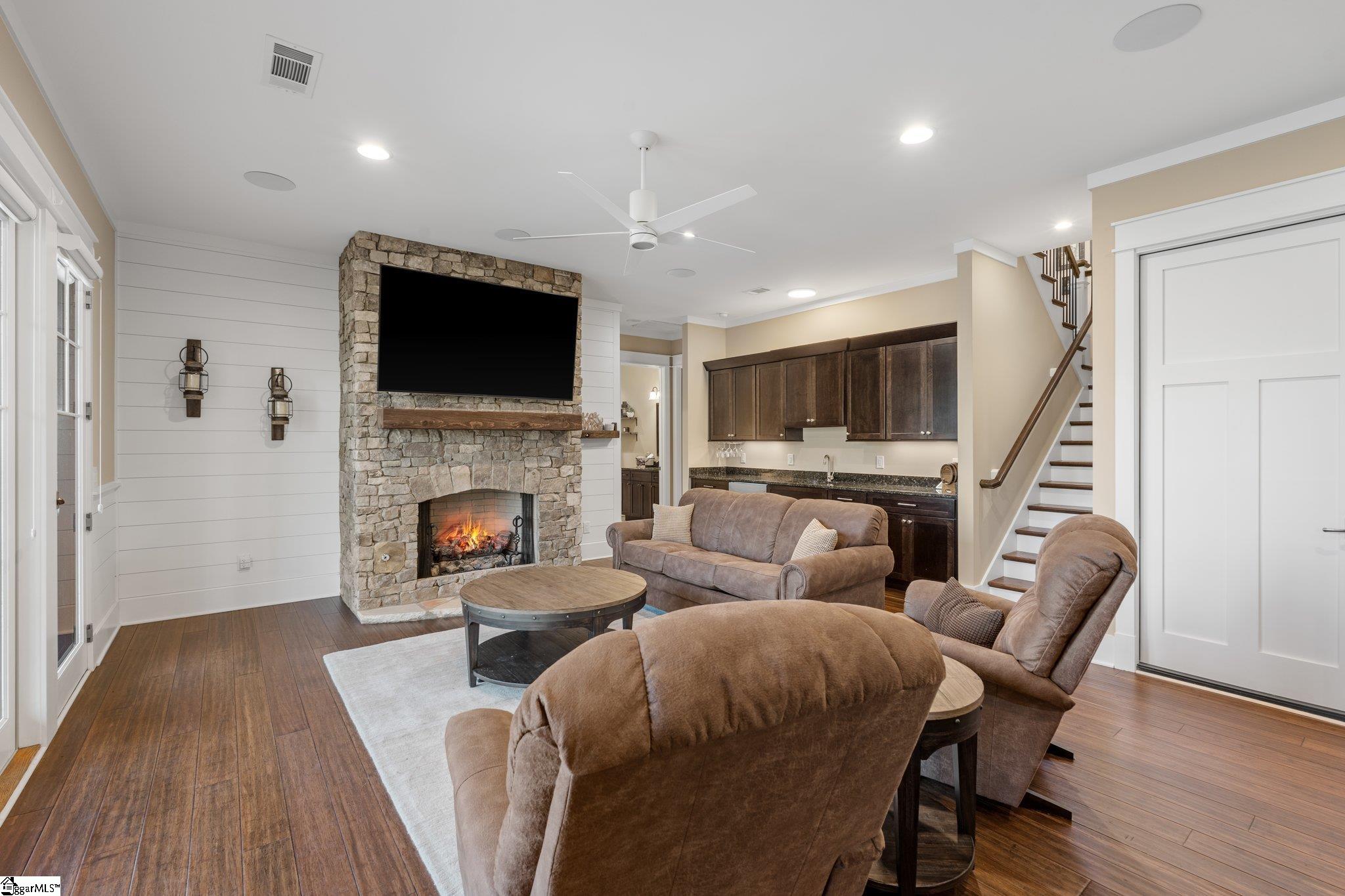 114 Peninsula Court Sunset, SC 29685