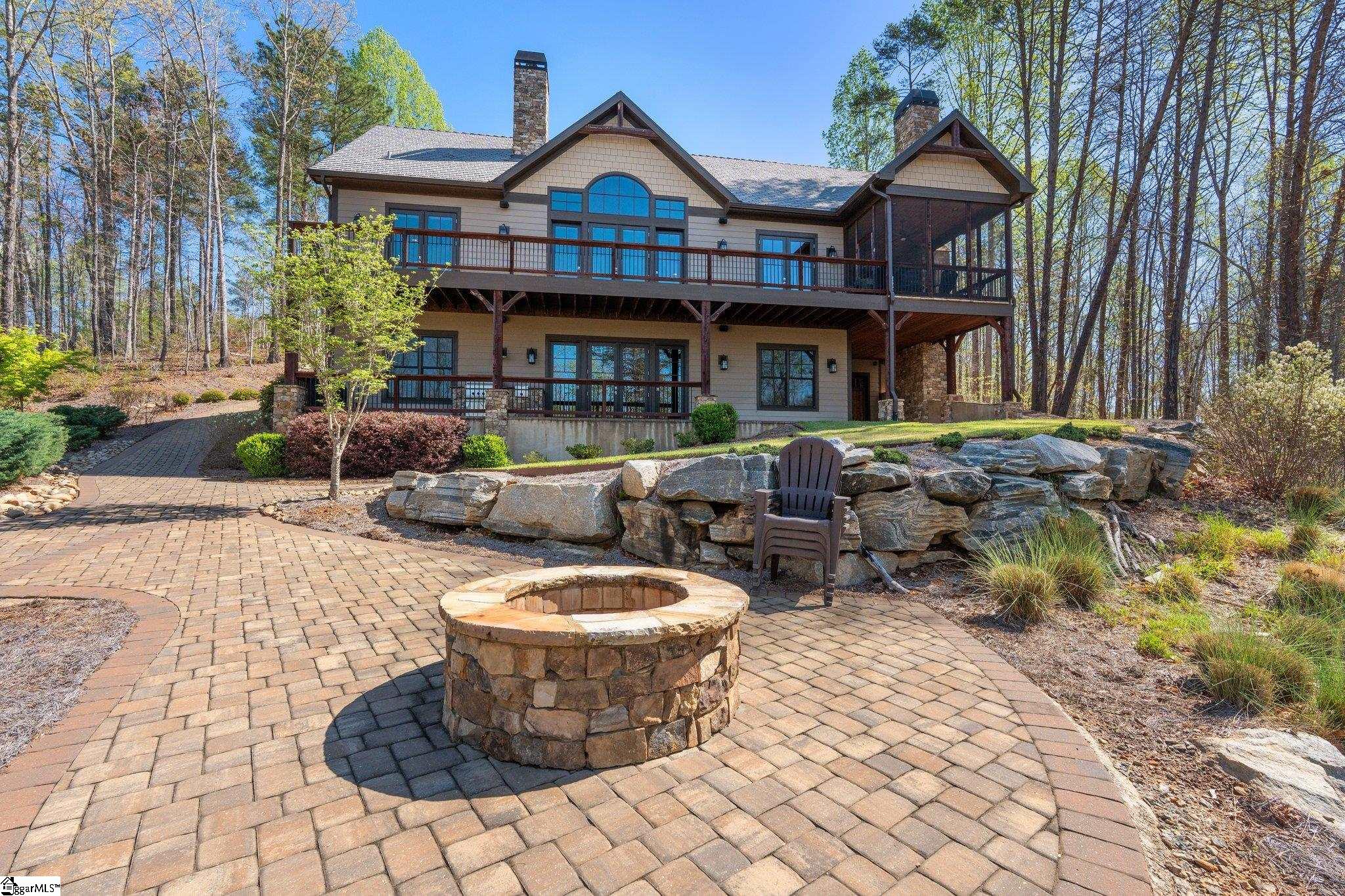 114 Peninsula Court Sunset, SC 29685