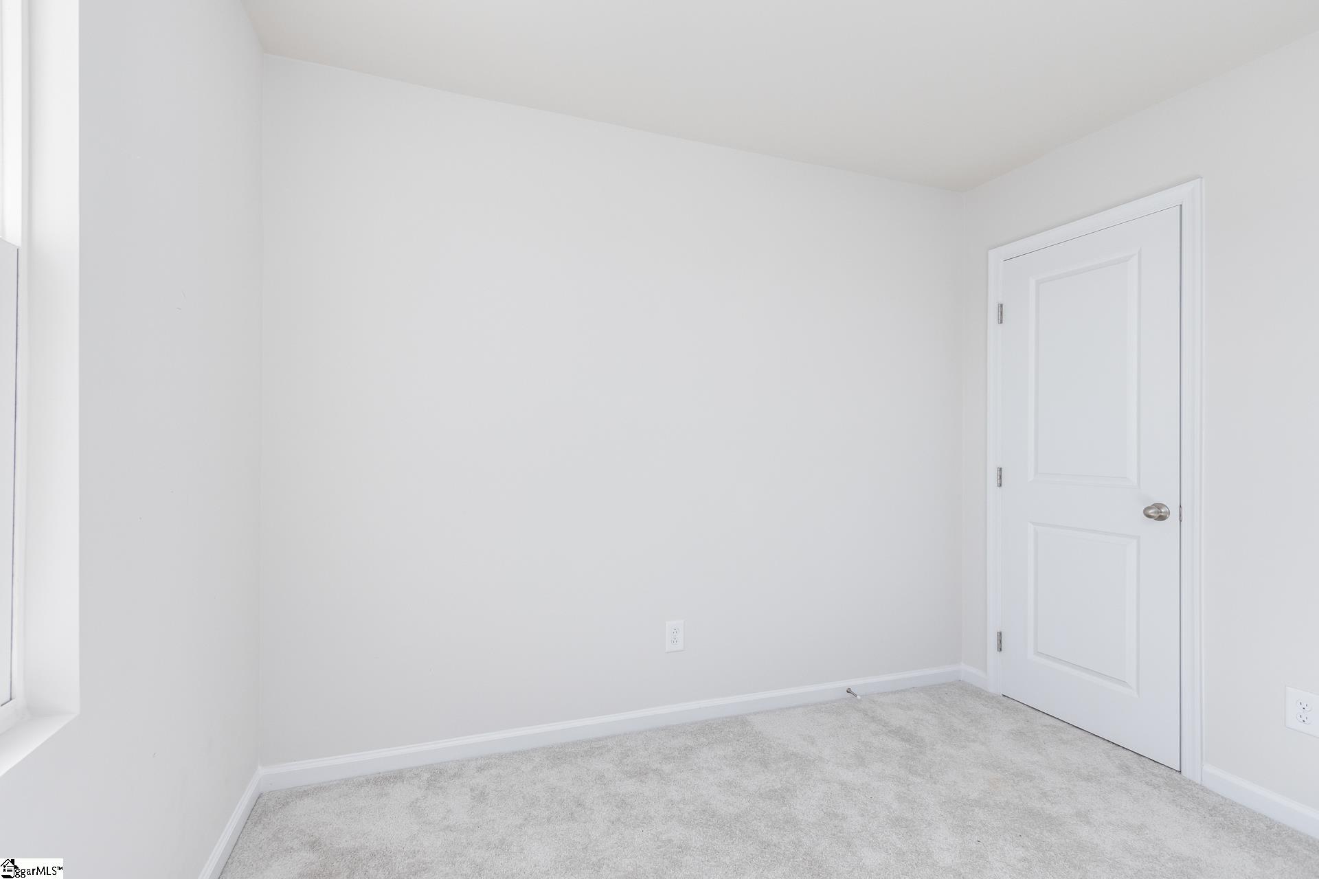 102 Verdant Leaf Way Greenville, SC 29617