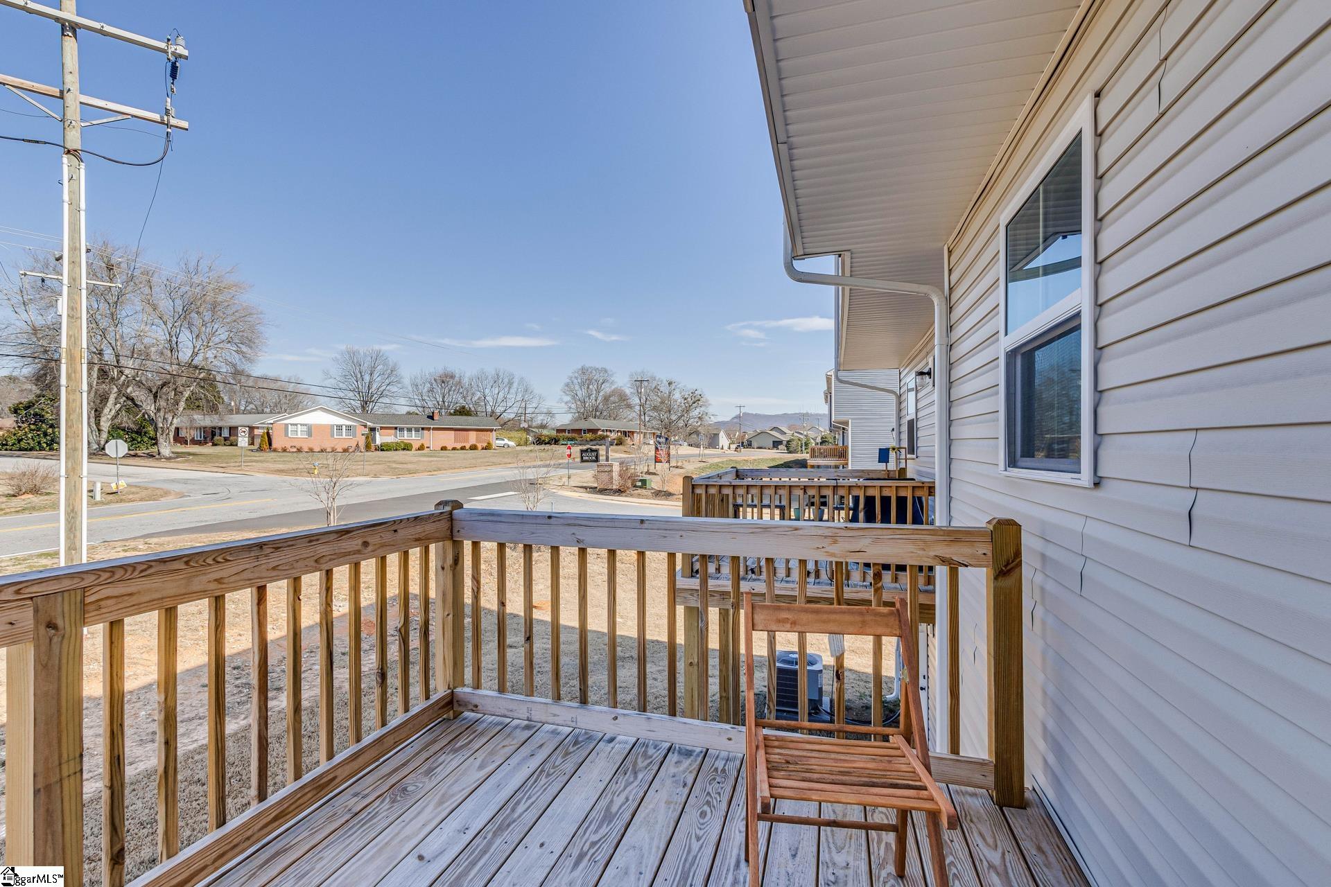 102 Verdant Leaf Way Greenville, SC 29617
