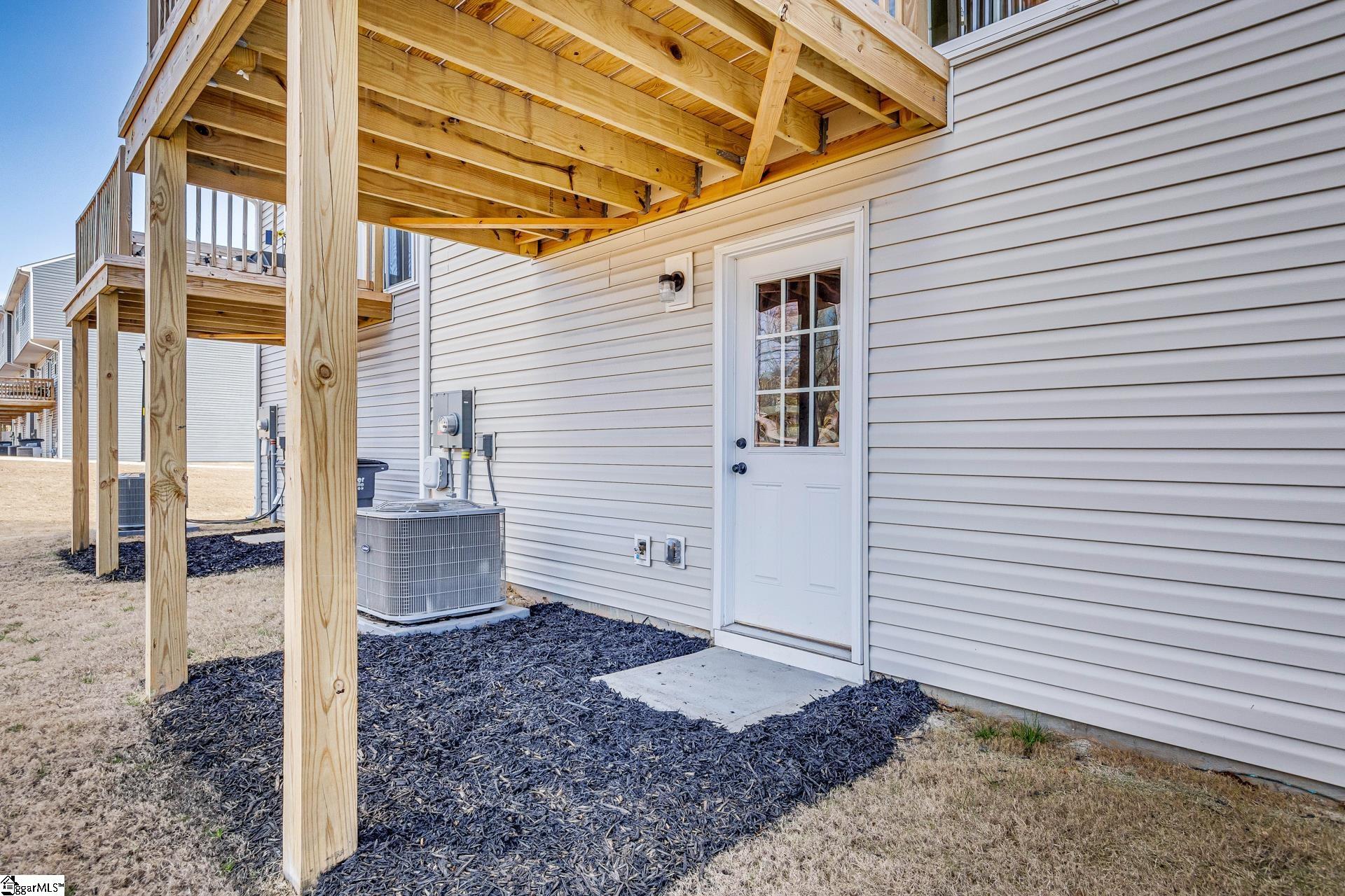 102 Verdant Leaf Way Greenville, SC 29617