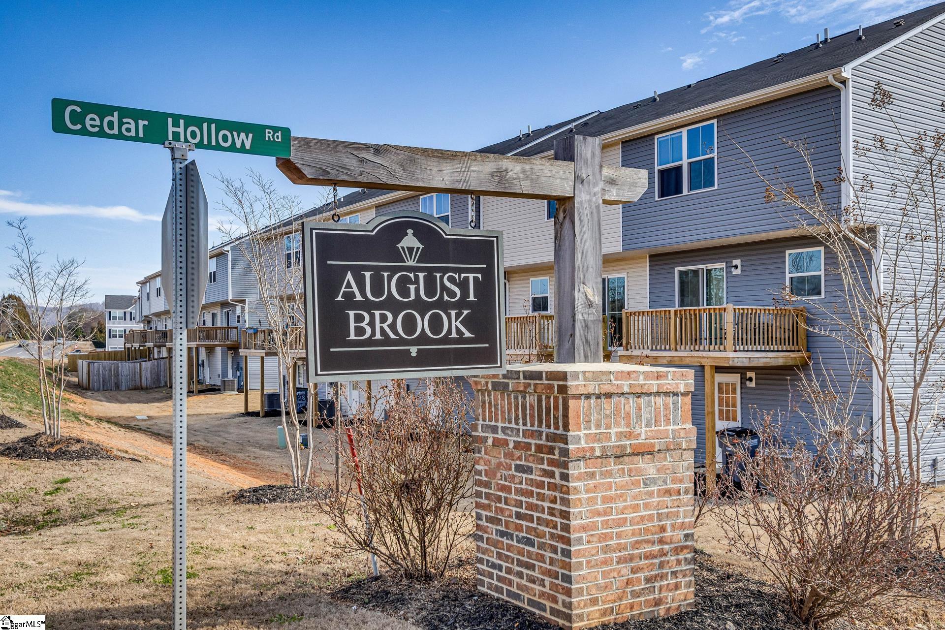 102 Verdant Leaf Way Greenville, SC 29617
