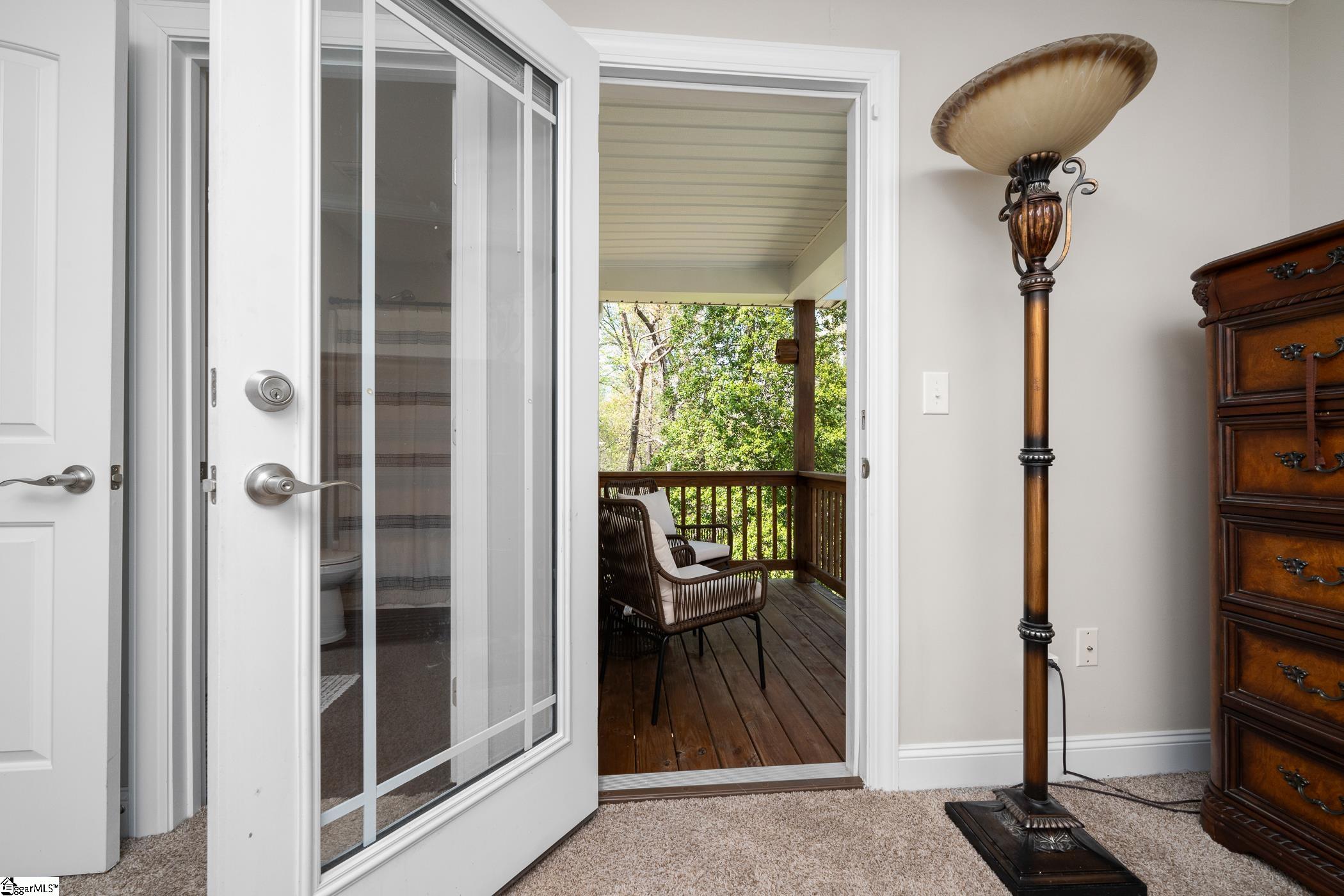 214 Country Glen Pelzer, SC 29669