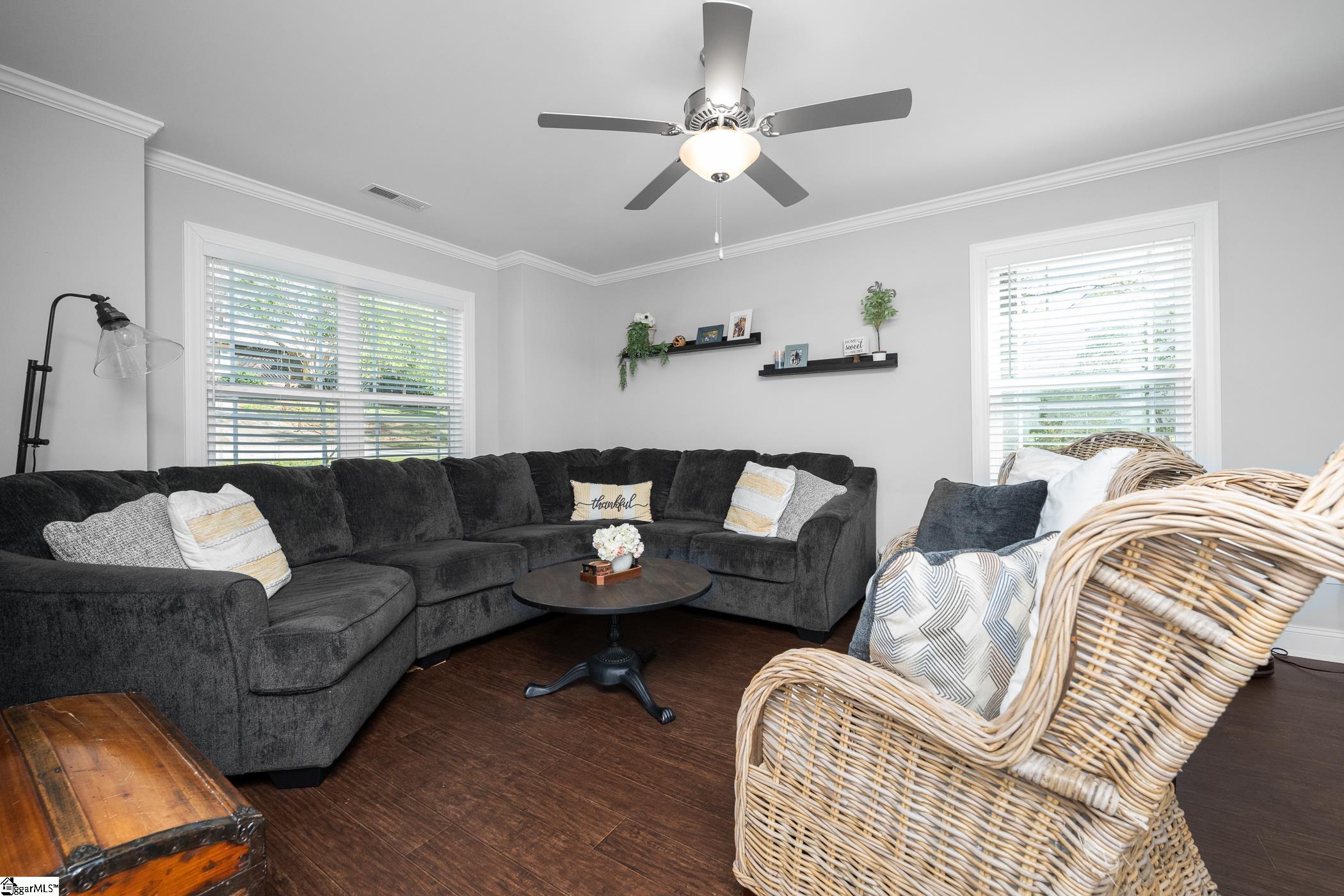214 Country Glen Pelzer, SC 29669