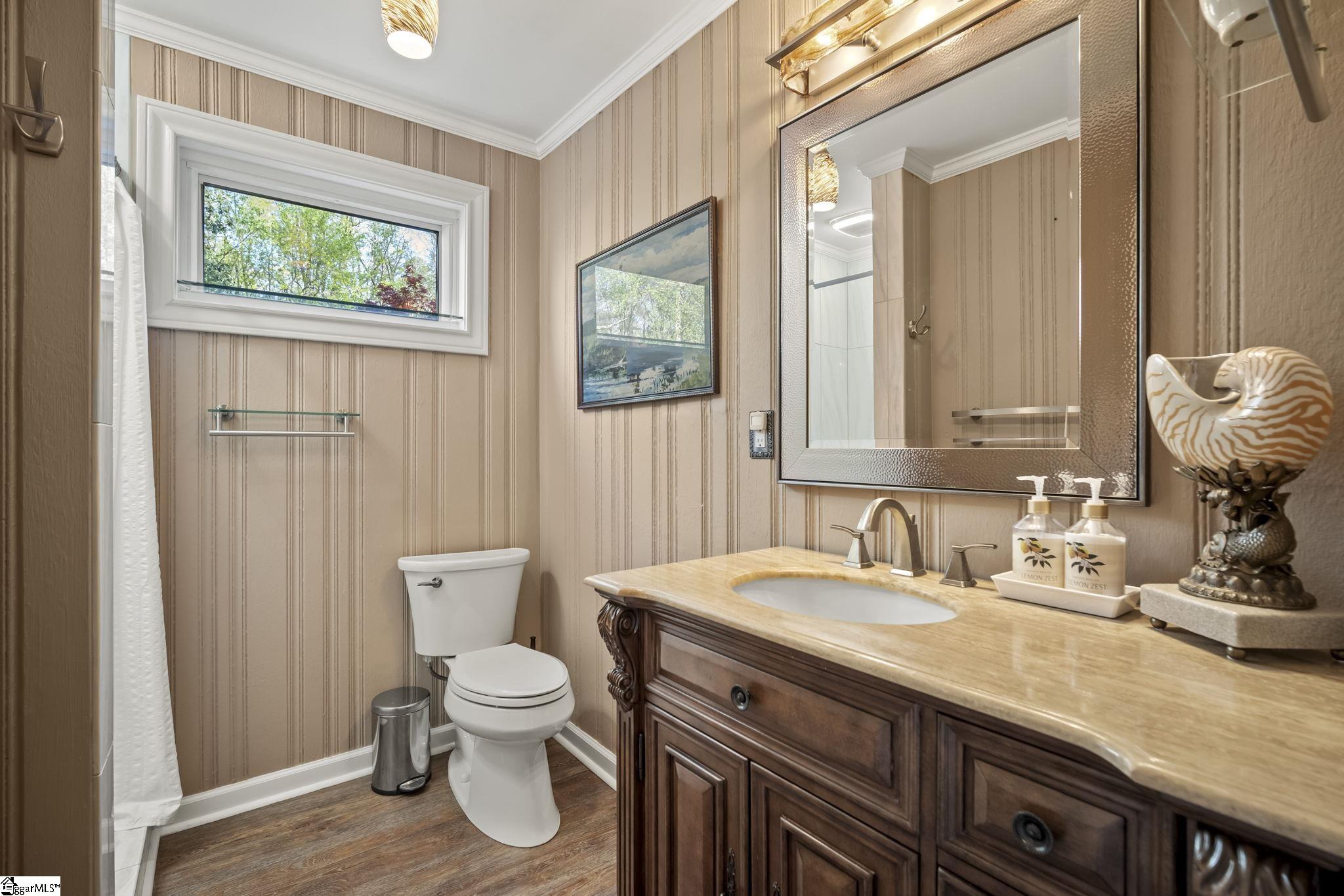 41 Lake Ridge Drive Greenville, SC 29611