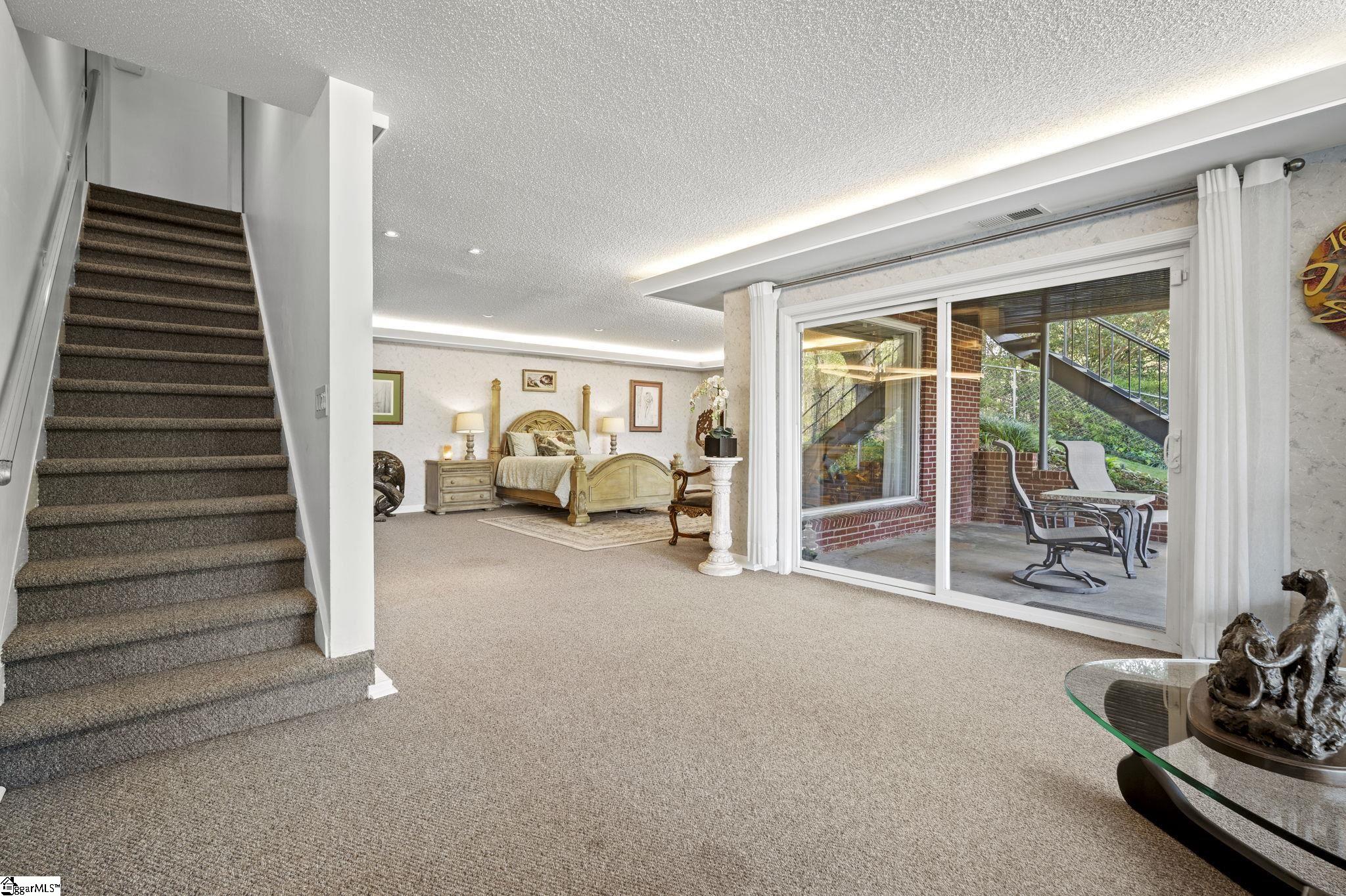 41 Lake Ridge Drive Greenville, SC 29611
